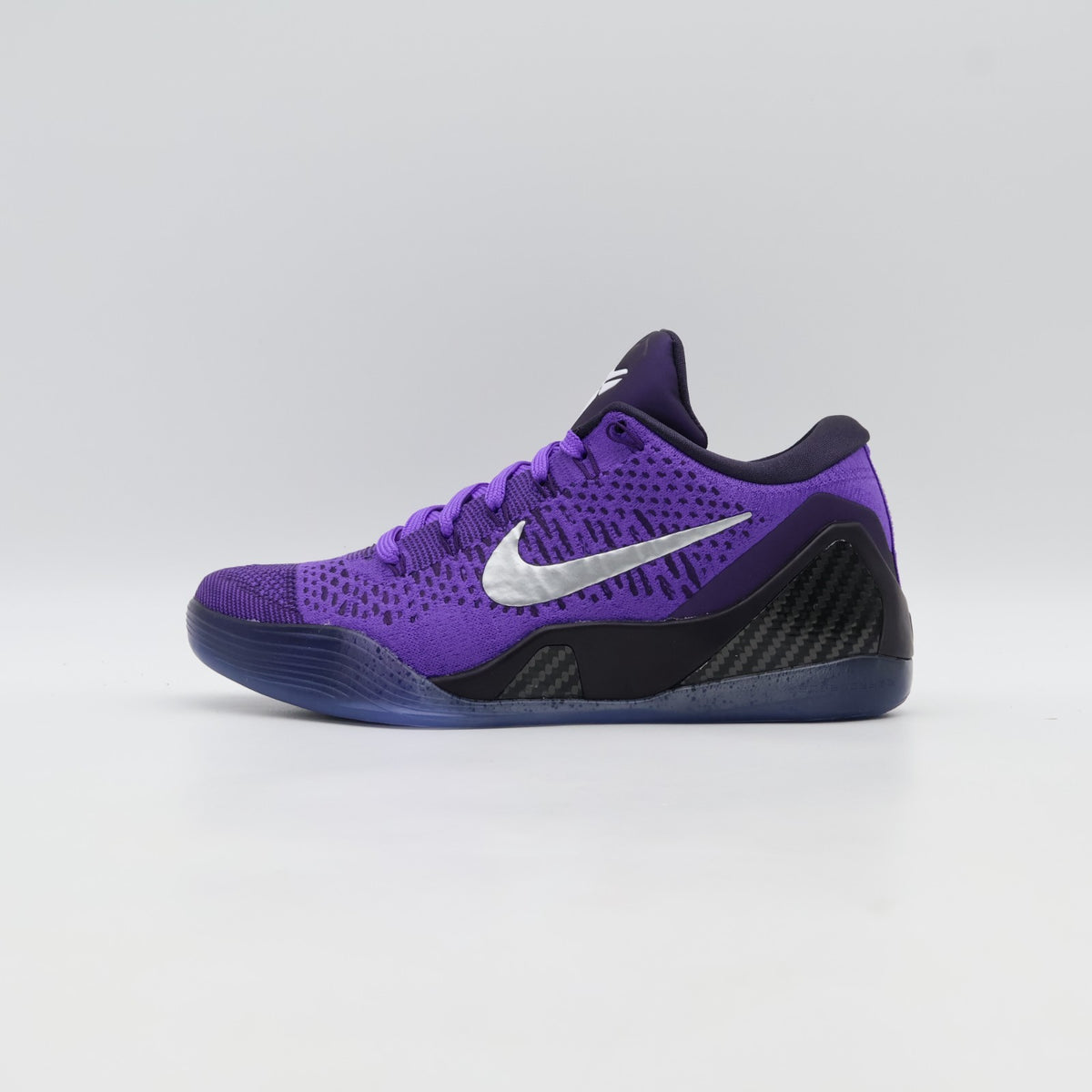 IM0465-500 Nike Kobe 9 Elite Low Protro Moonwalker (Men's)