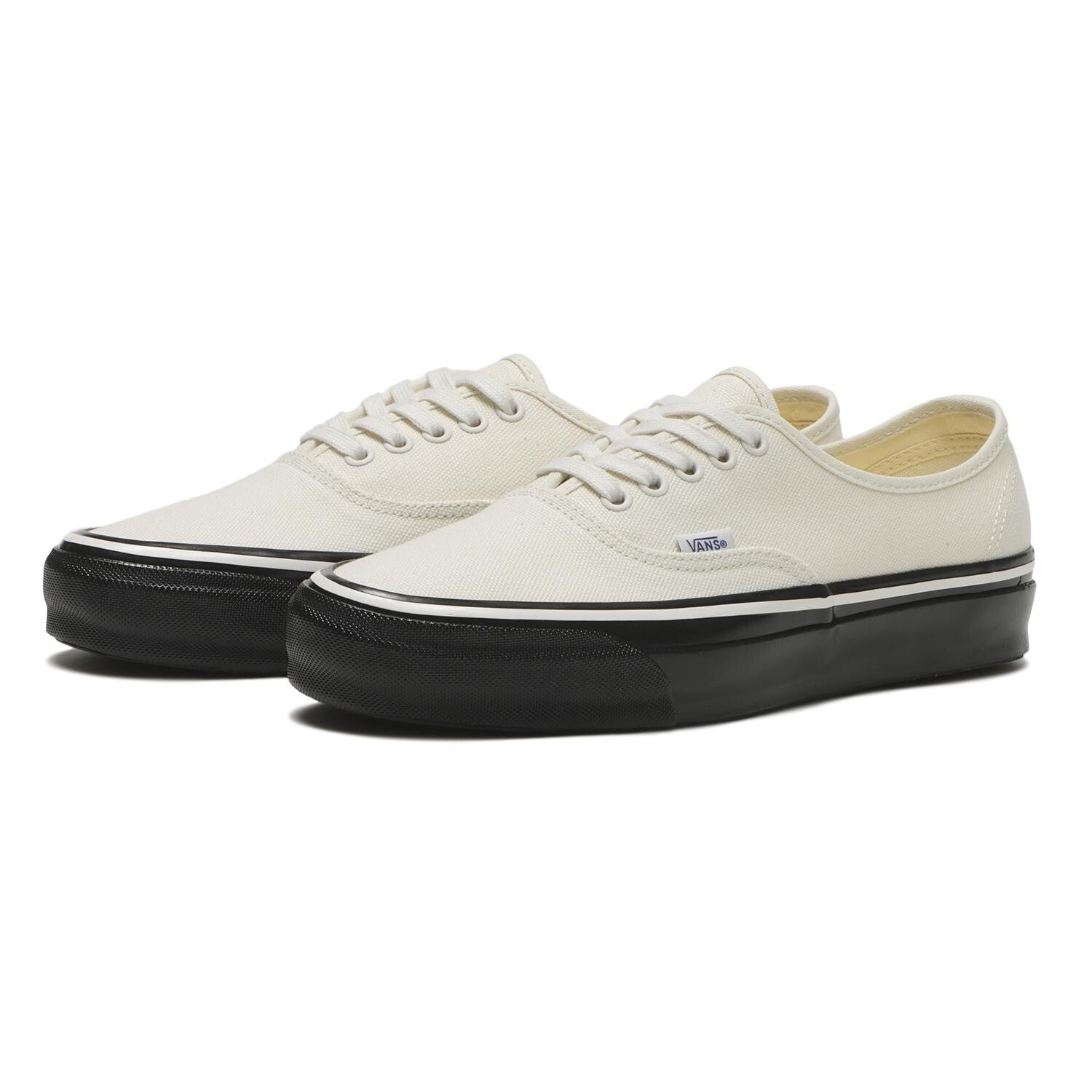 VN000EBNYB2 Vans Premium Authentic White Black (Men's)
