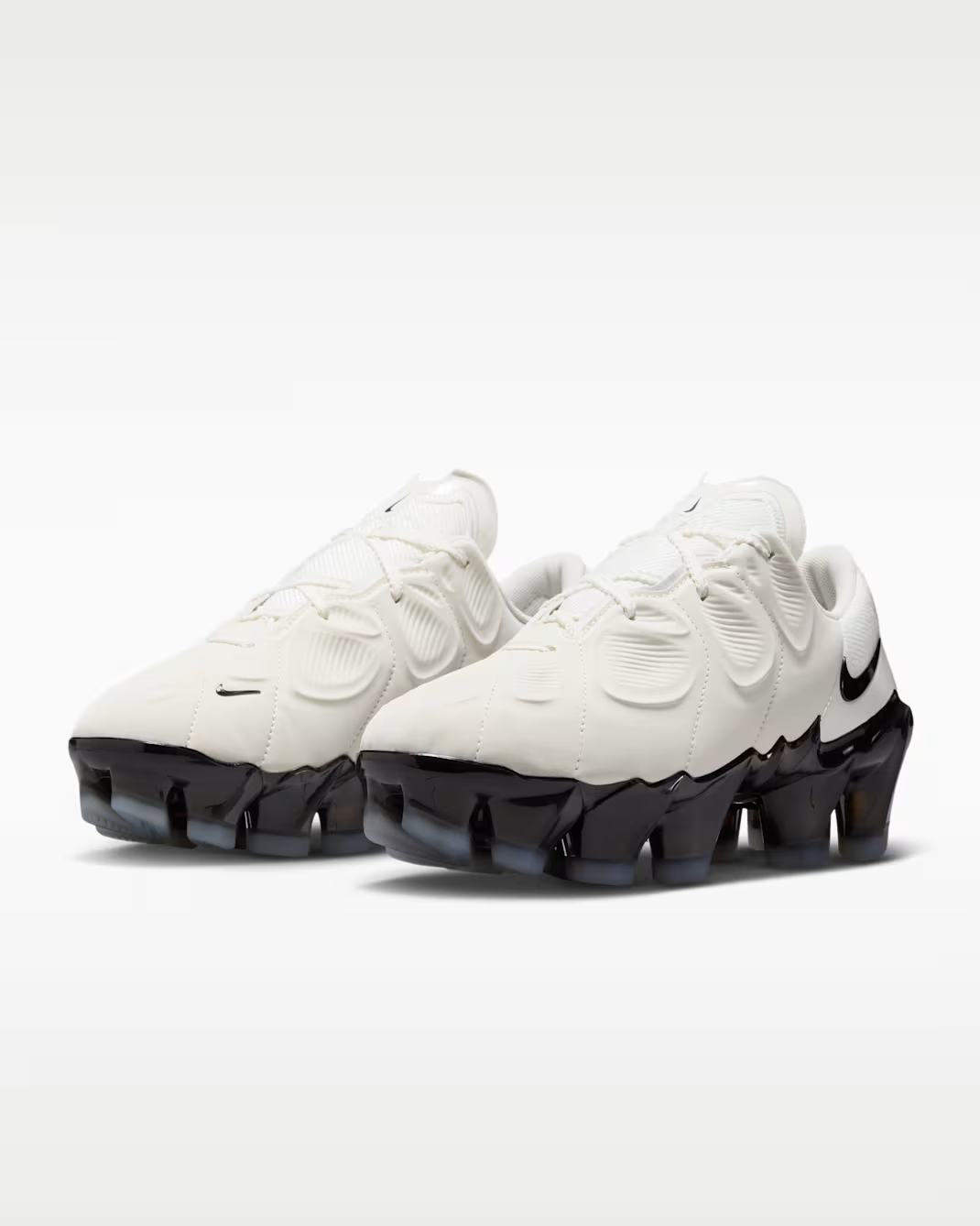 HQ2412-101 Nike First Sight Mirage "Sail" (Women's)