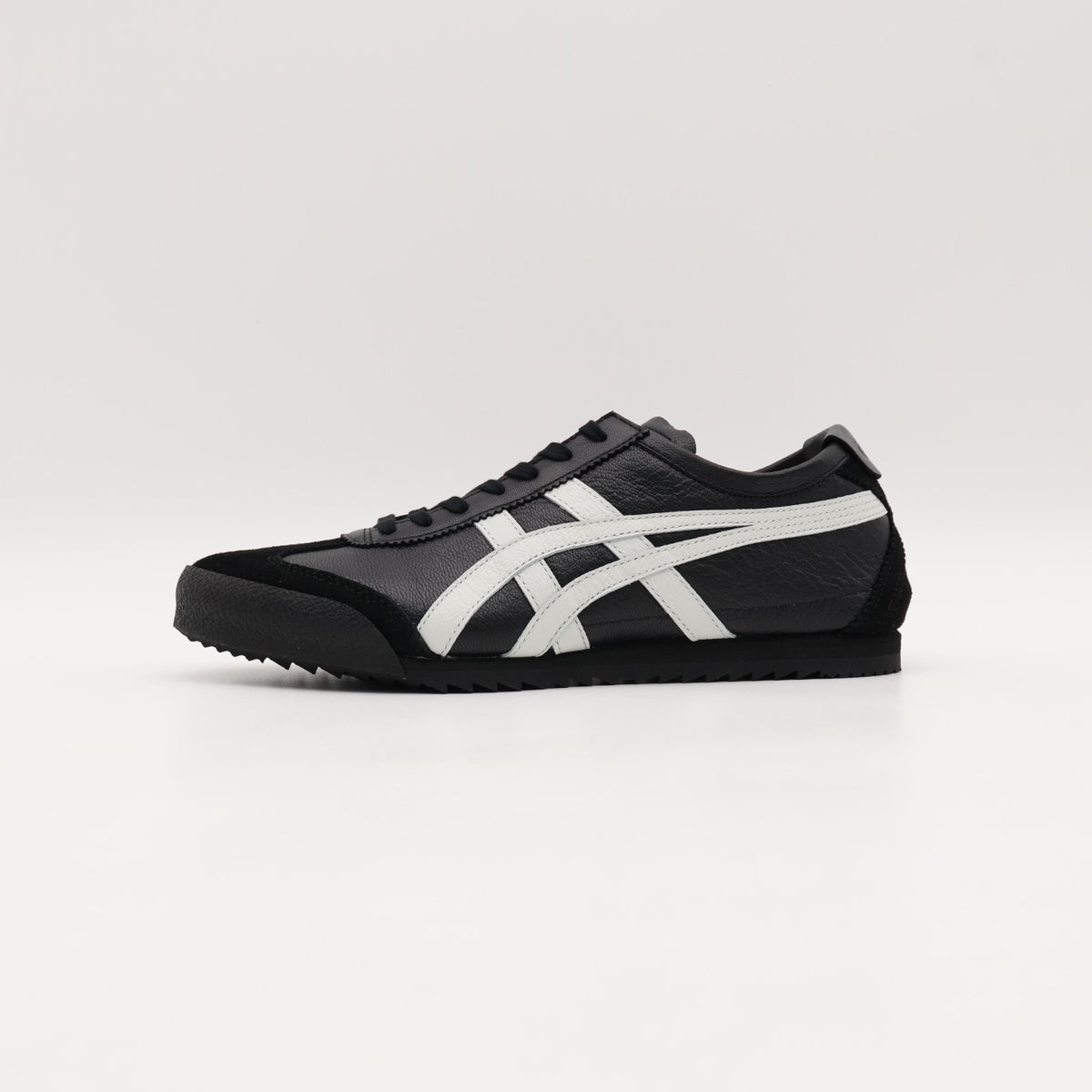 1182A465-001 Onitsuka Tiger NIPPON MADE Mexico 66 Deluxe Black White (Women's)