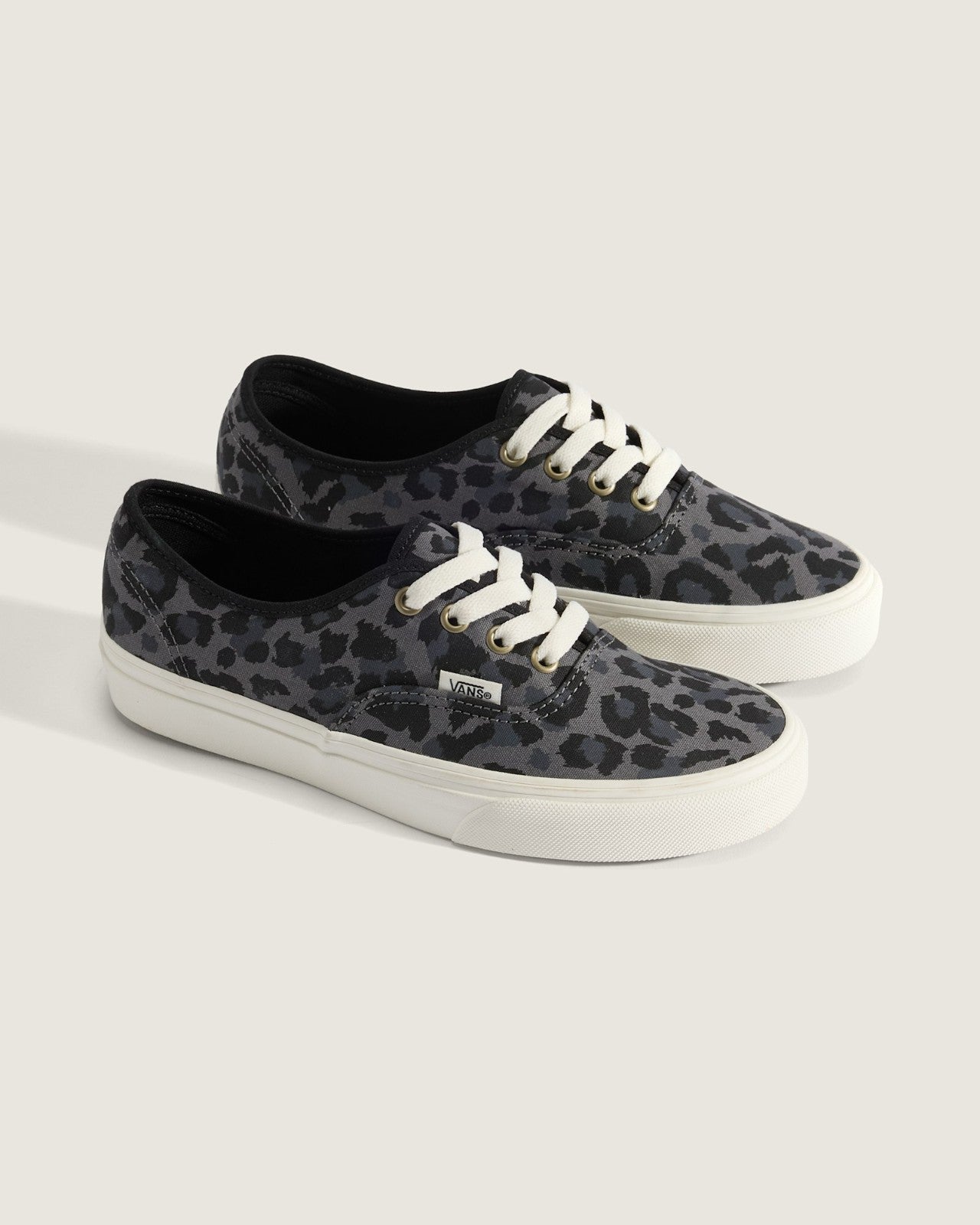 VN000D6GHR0 Vans Authentic "Black/Pewter" (Men's)