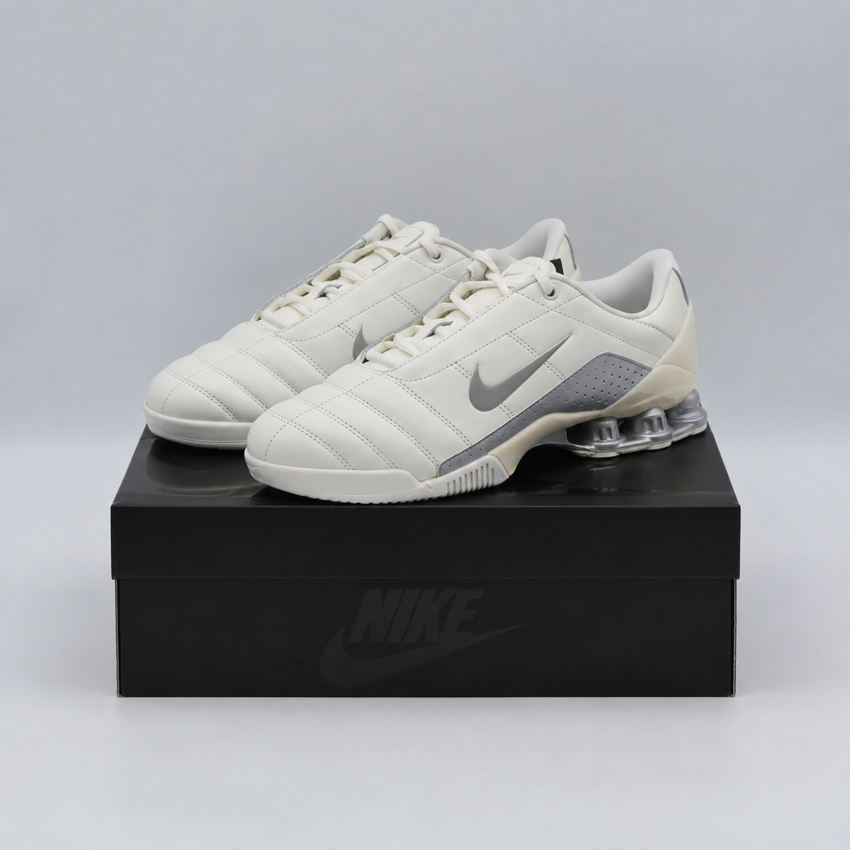 IO9300-100 Nike Total 90 Shox Magia Sail Metallic Silver (Women's)
