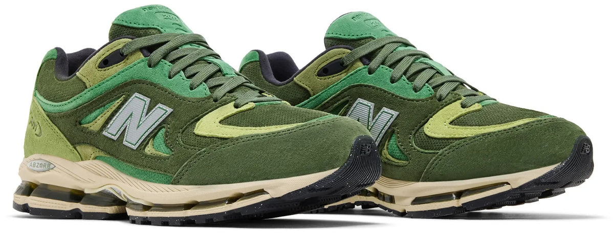 U20117ZT U20117ZT KITH Ã New Balance 2011 Juniper/Bronze Green (Men's)