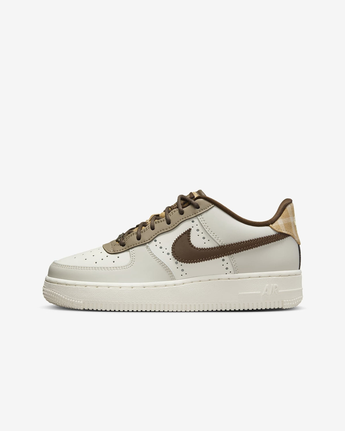 FV3702-121 Nike GS Air Force 1 LV8 Sail Khaki Cocoa Wow