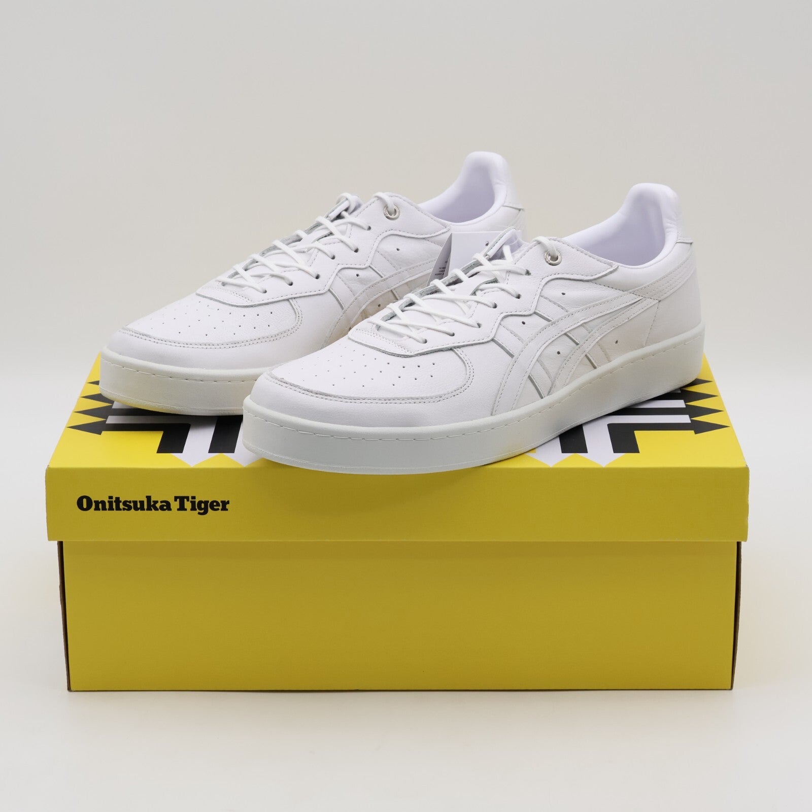 1183A803-107 Onitsuka Tiger GSM SD White (Men's)