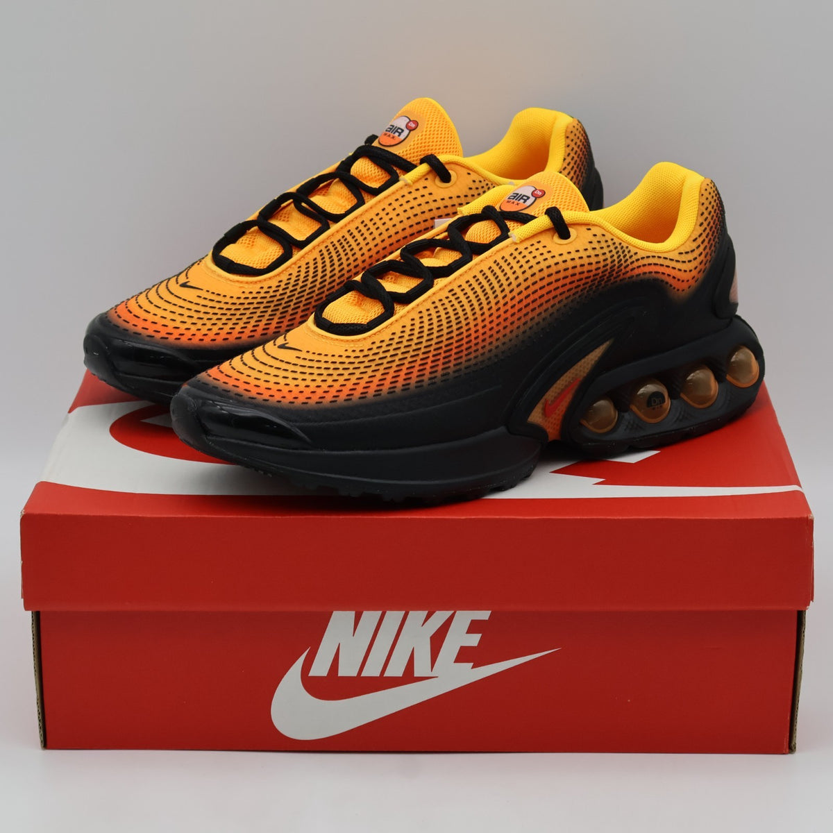 HM0810-800 Nike Air Max DN SE Laser Orange Black Total Orange Comet Red (Men's)