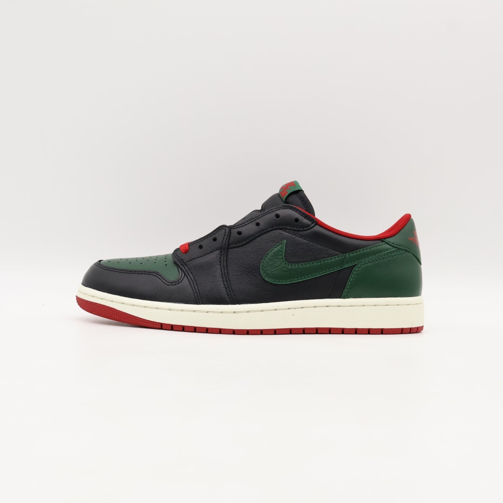 CZ0775-036 Nike Air Jordan 1 Retro Low OG Black and Gorge Green (Women's)