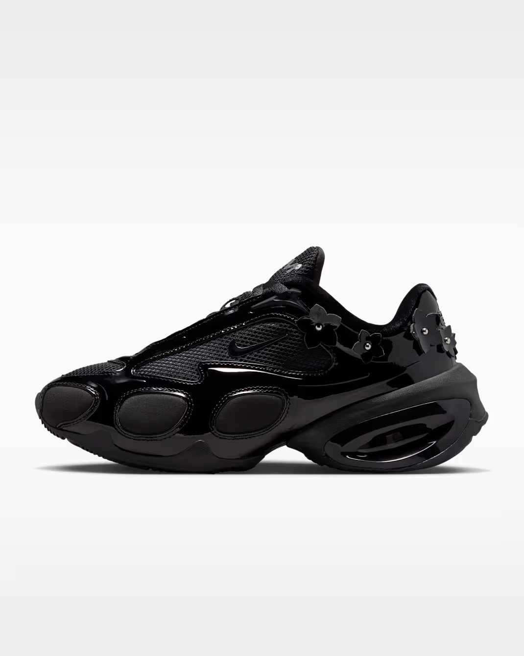 IR8633-001 Nike Air Max Muse "Black/Metallic Silver" (Women's)