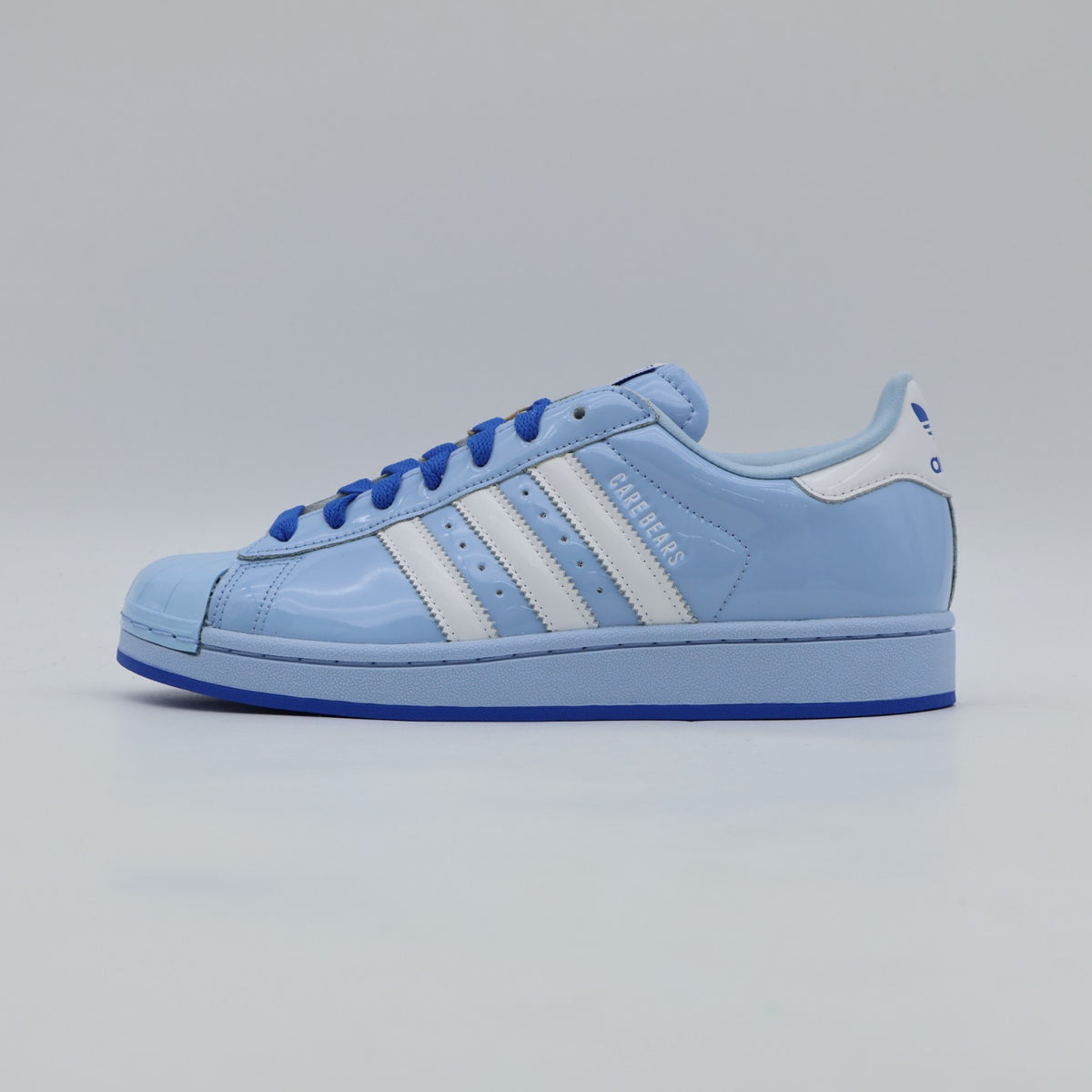KK4865 Care Bears à adidas Superstar 2 "Grumpy Bear" (Women's)