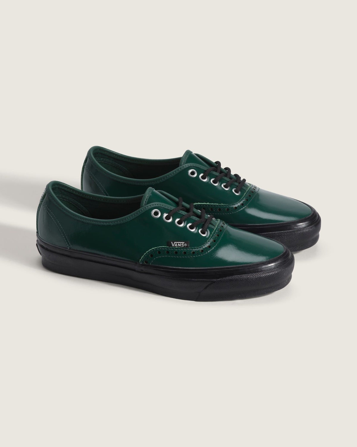 VN000V33H9B Vans OTW AUTHENTIC 44 SIPED VIBRAM "GLOSS LEATHER BROGUE (Men's)