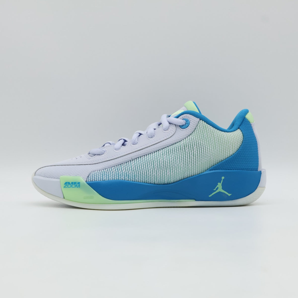 HF0819-002 Nike Jordan Luka .77 Navigator HF0806-002 (Men's)