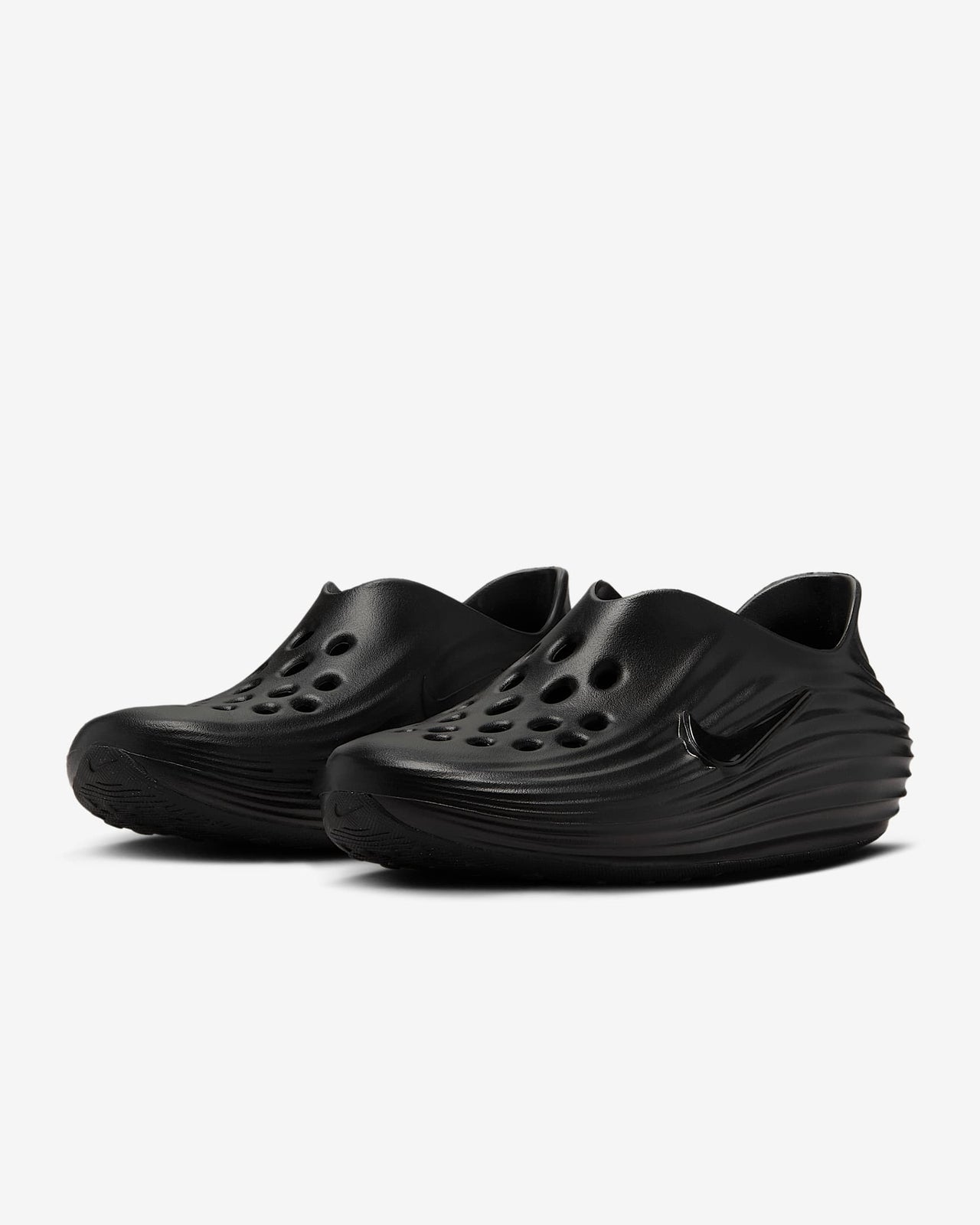 HV5062-001 Nike ReactX Rejuven8 Triple Black (Women's)