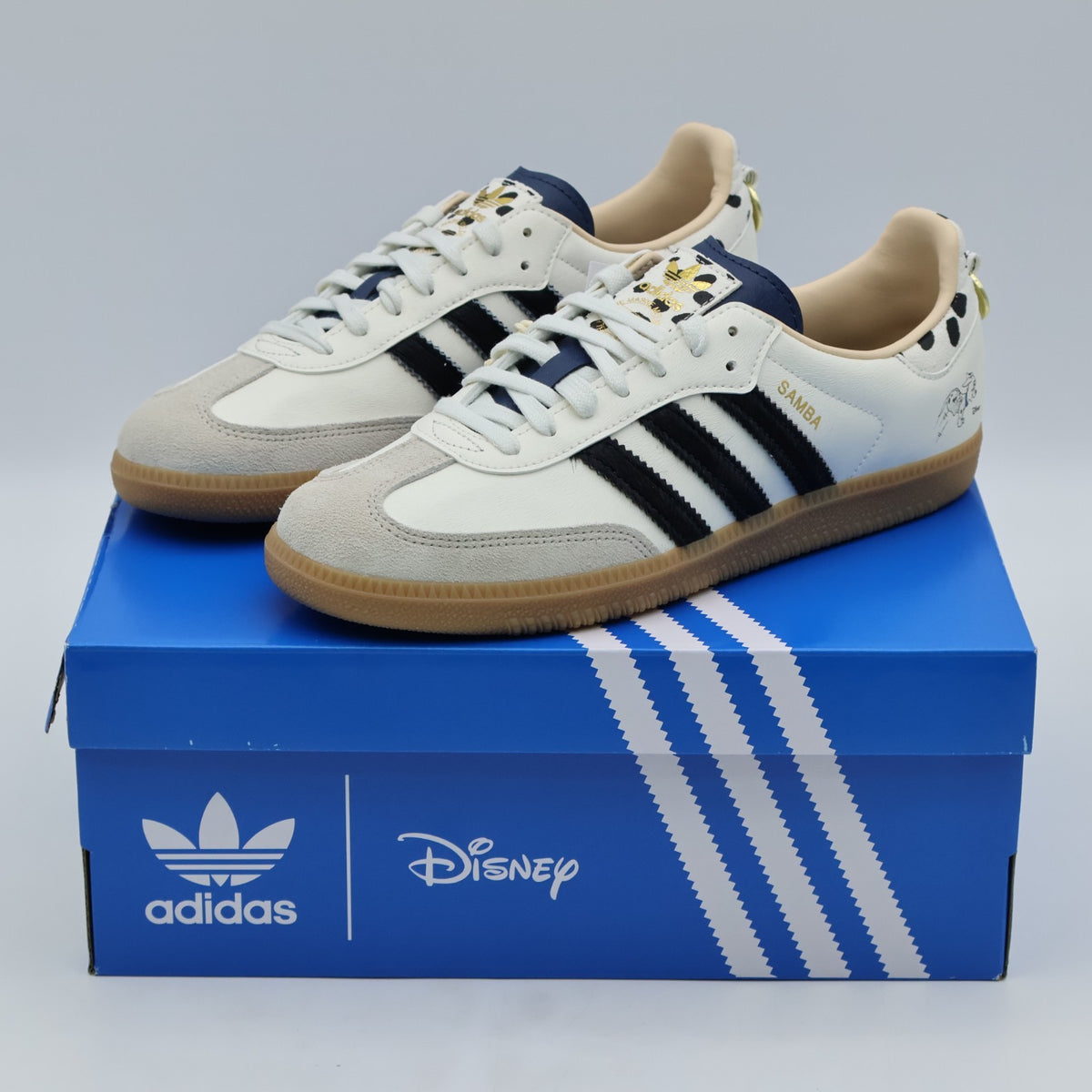 KJ5990 Disney 101 Dalmatians à adidas Originals Samba Penny (Men's)