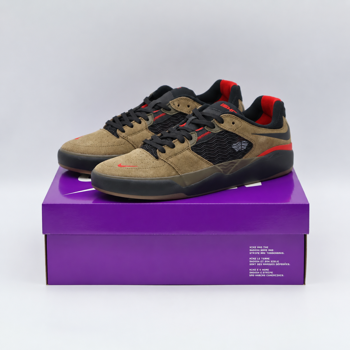 DC7232-300 Ishod Wair à Nike SB "Light Olive" (Men's)