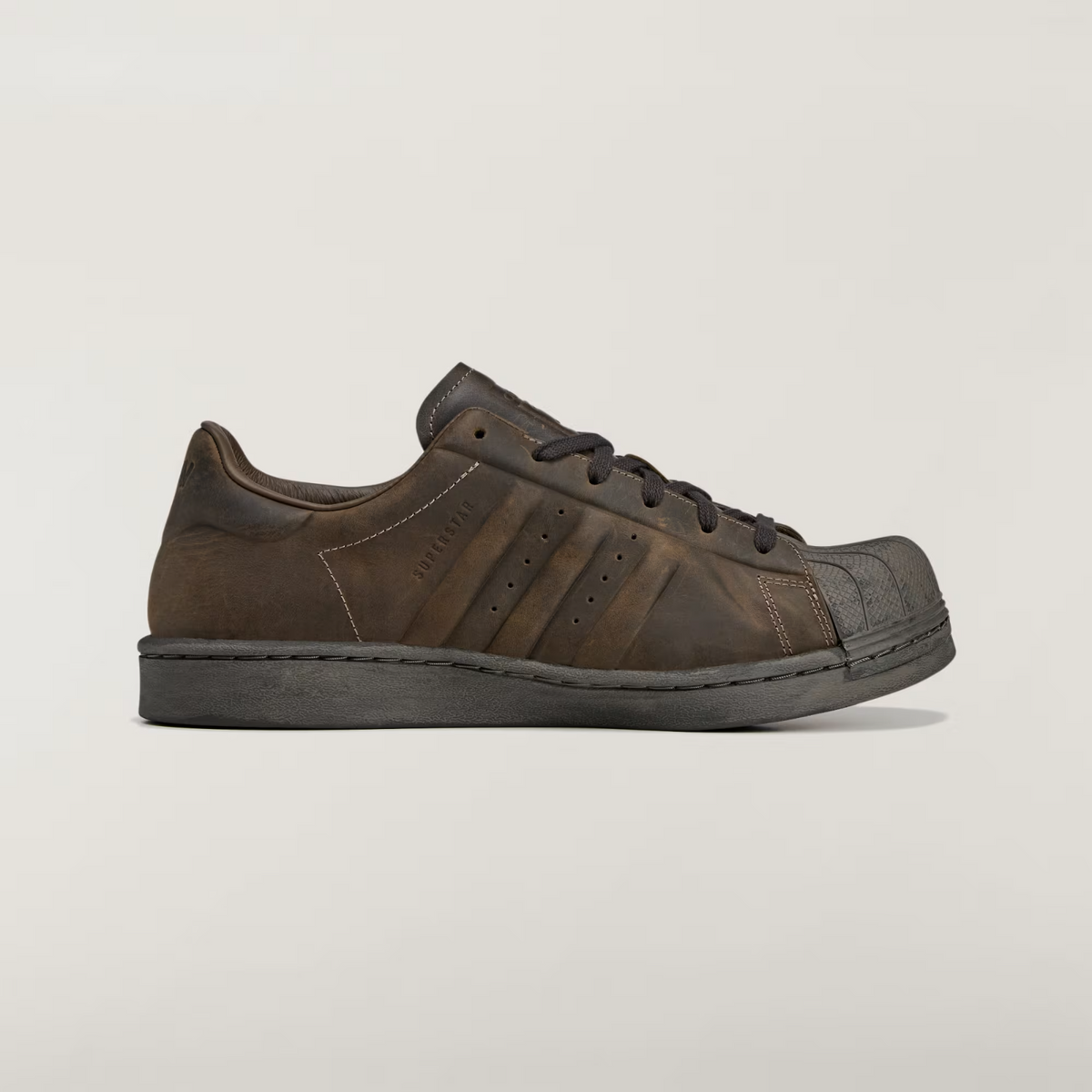 JR4280 Avavav adidas Superstar Supplier Colour Umber (Women's)