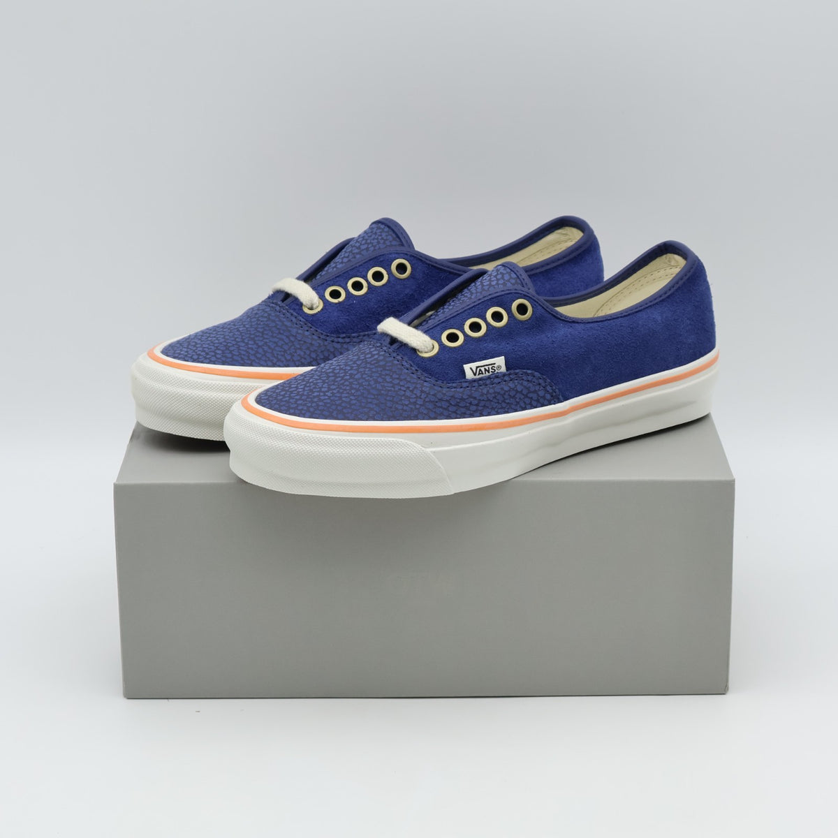 VN000Z36FOB OTW by Vans Authentic 44 Siped Vibram Deep Indigo (Men's)