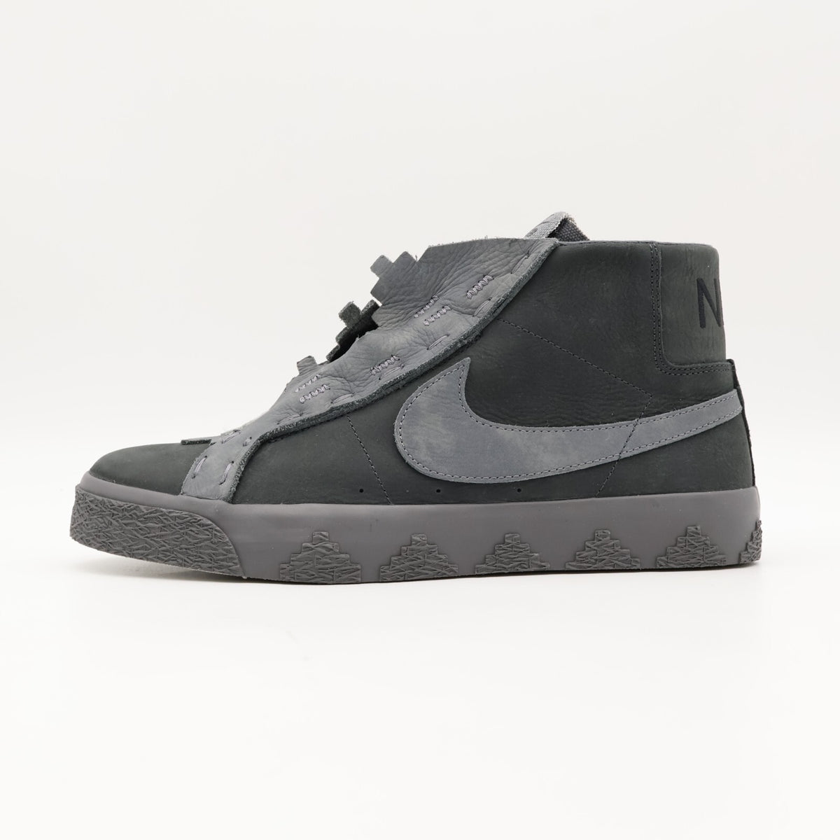 FQ0792-001 Diâorr Greenwood Nike SB Zoom Blazer Mid QS Dark Grey (Men's)