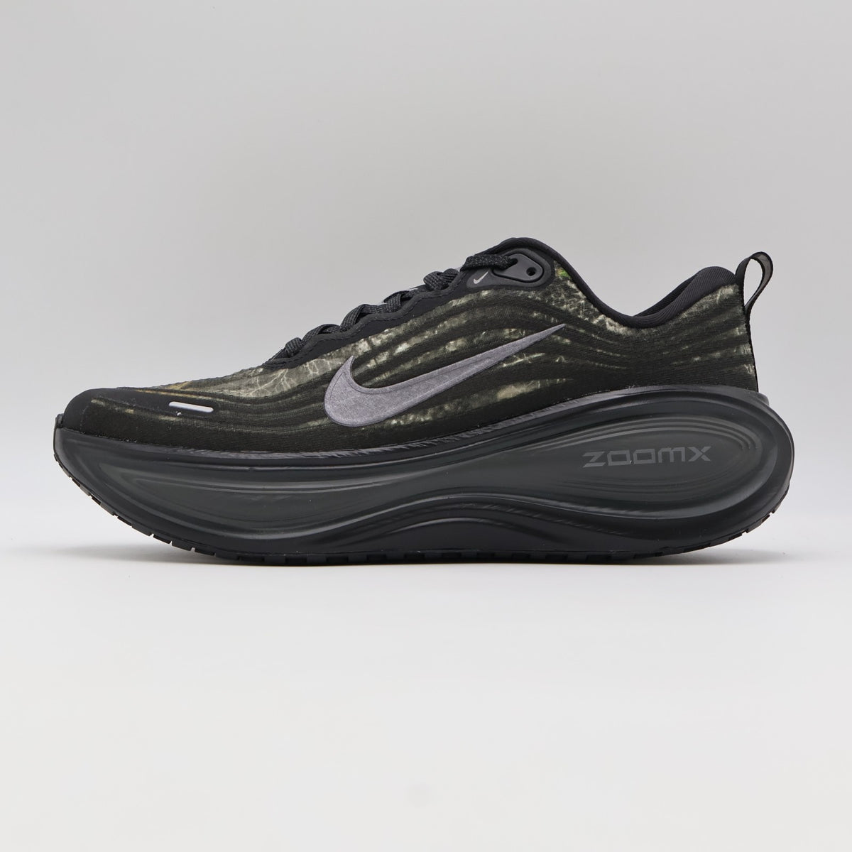 IM3985-001 Nike Vomero Plus Realtree (Men's)
