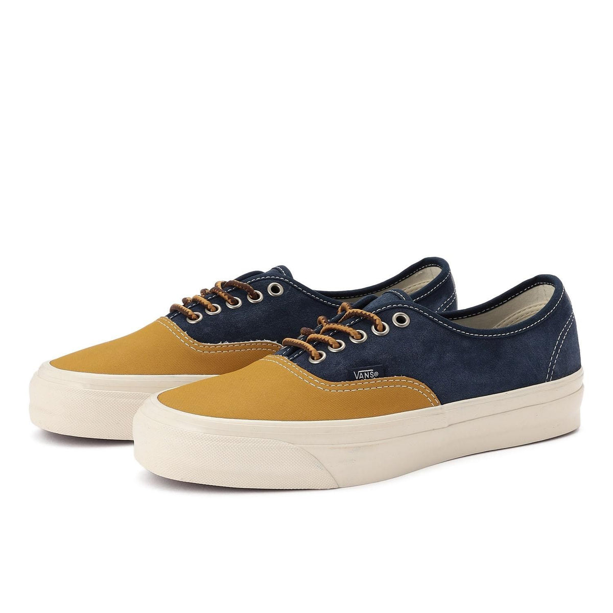 VN000Z6RLKZ Vans PREMIUM AUTHENTIC 44 (Men's)