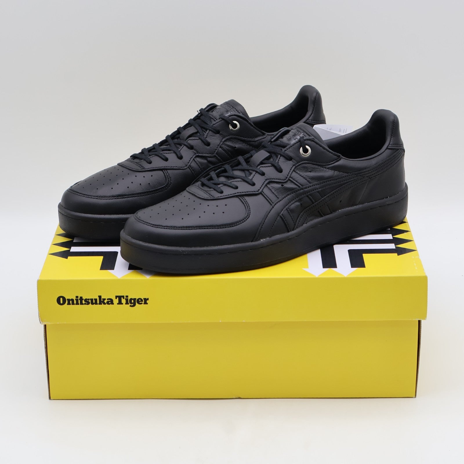 1183A803-001 Onitsuka Tiger GSM SD Black (Men's)
