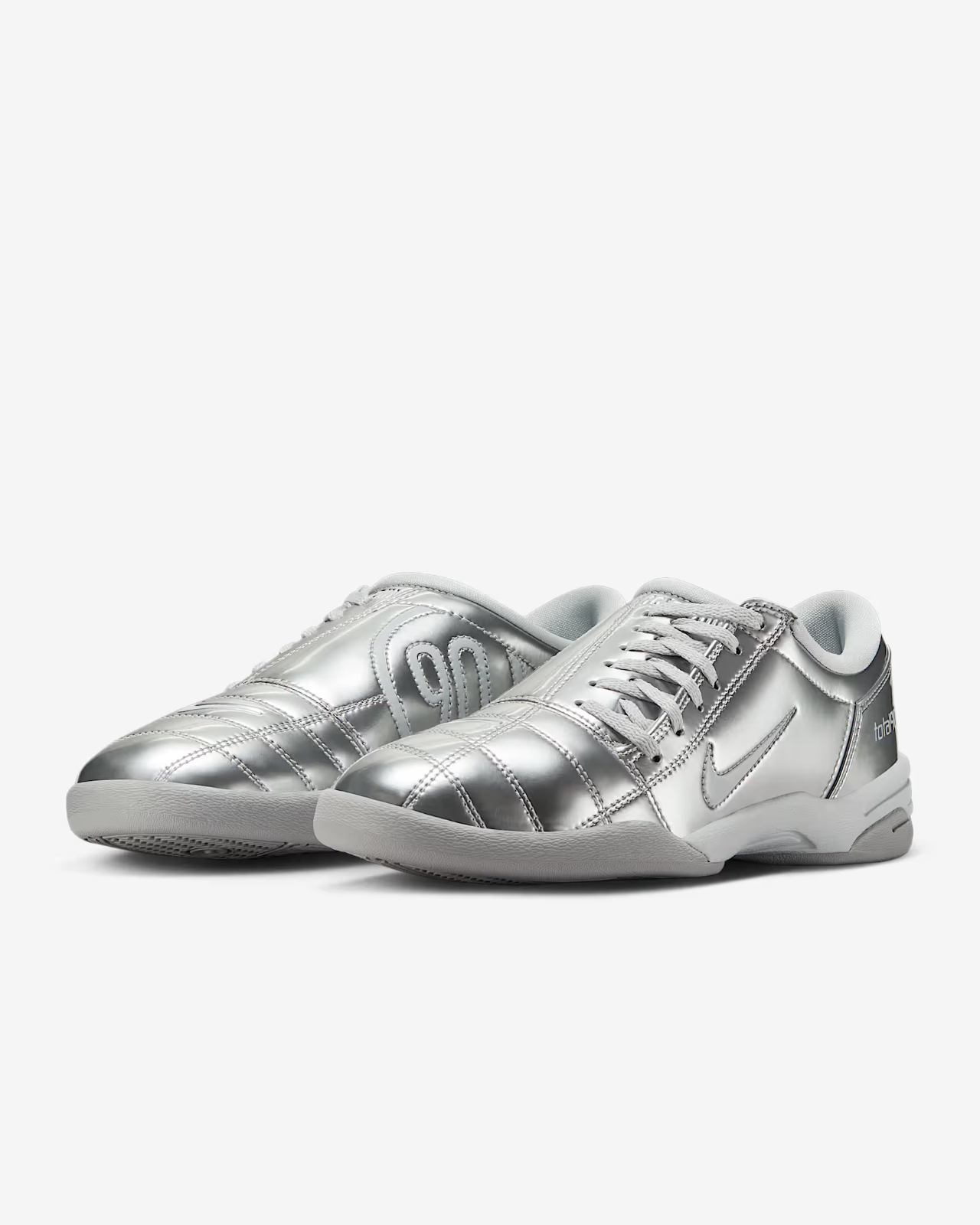 II9792-011 Nike Total 90 3 Metallic Platinum (Women's)