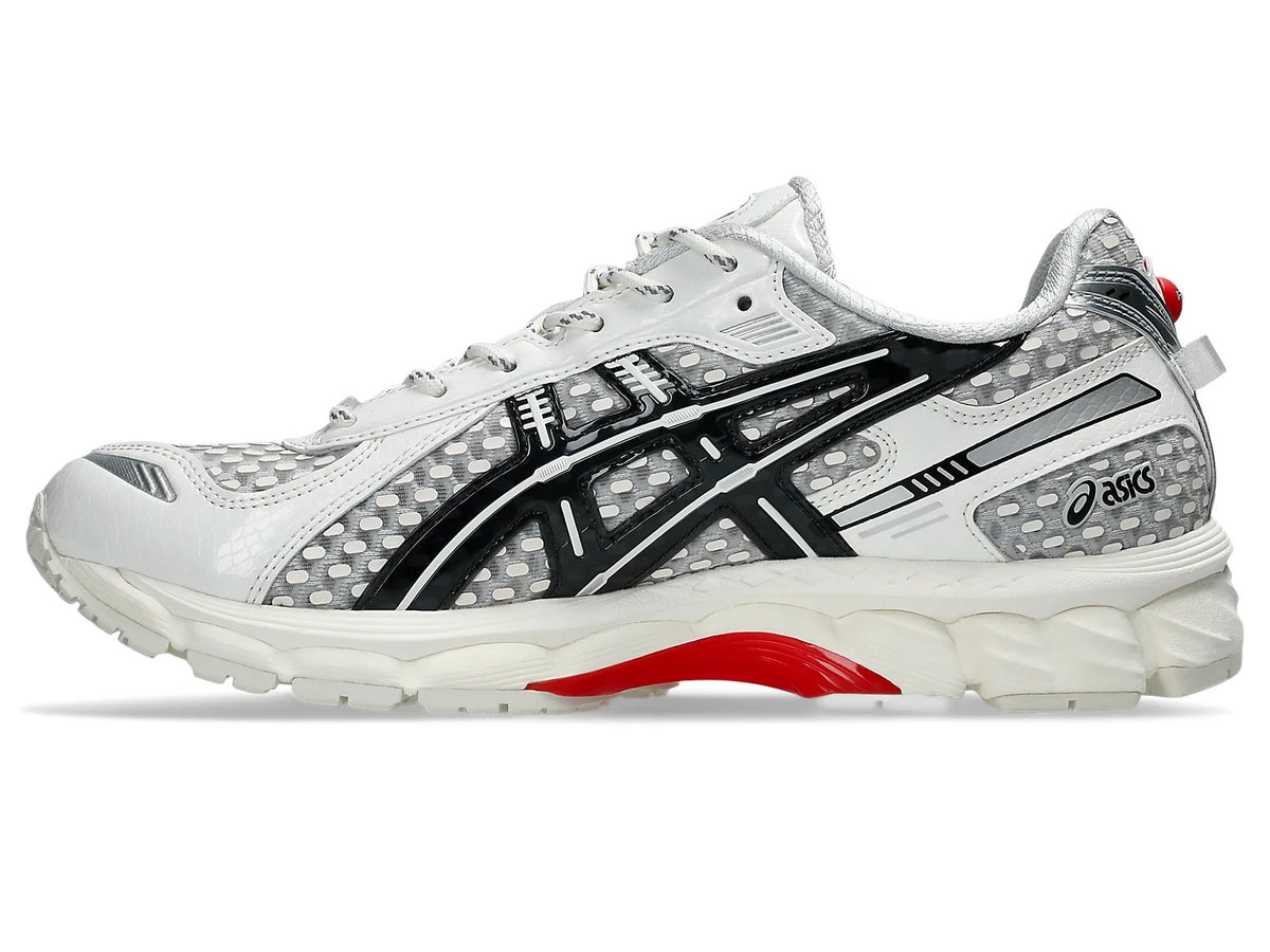 1203B001-100 PACE Ã Asics Gel-Kayano 12.1 Cream Black (Men's)