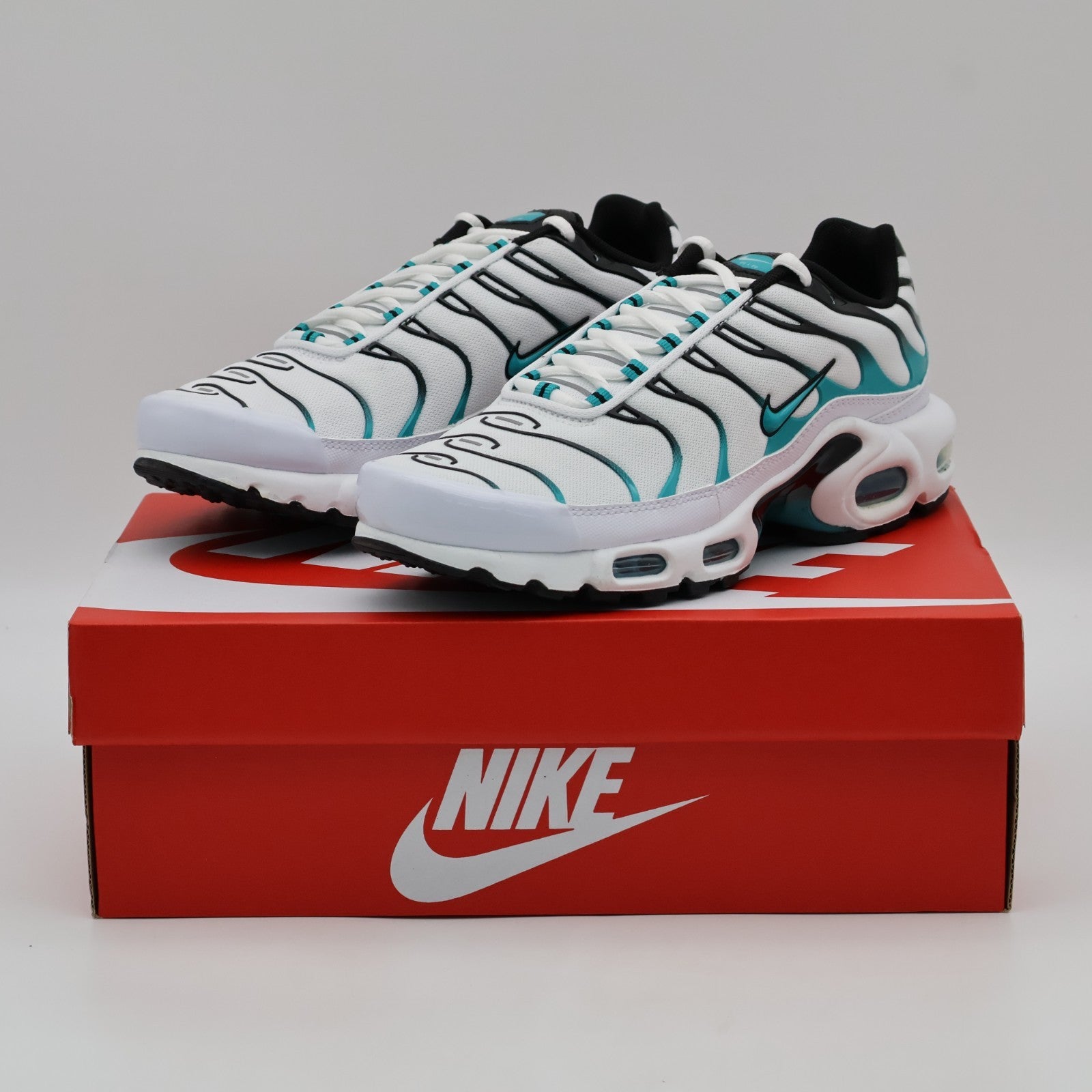 604133-136 Nike Air Max Plus Turbo Green 2025 (Men's)
