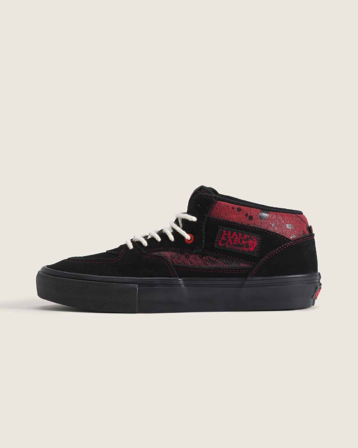 VN0A5FCDY25 Vans Skate Half Cab "Red/Black" (Men's)