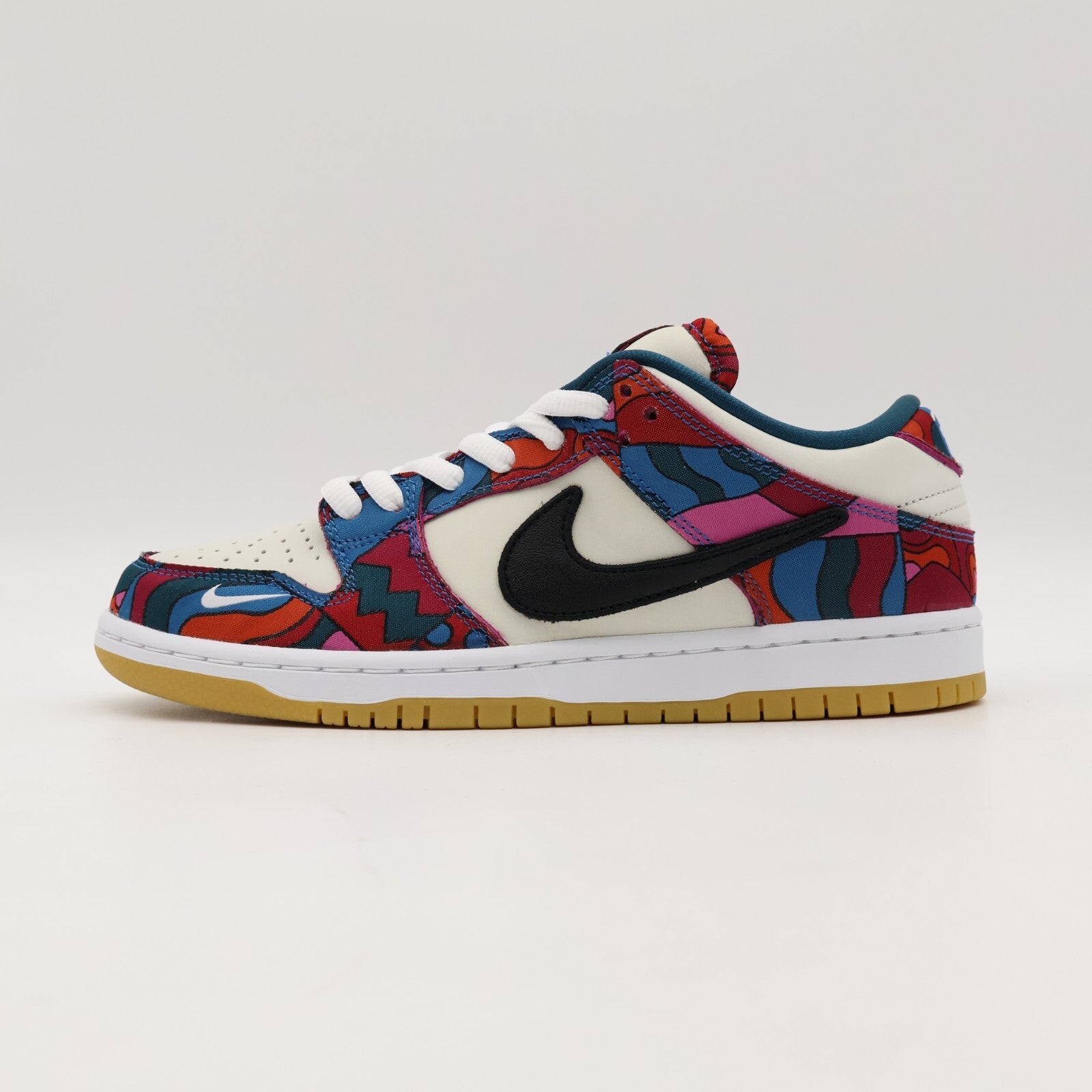 DH7695-600 Nike SB Dunk Low Pro Parra Abstract Art Fire Pink Gym Red Mocha Blue