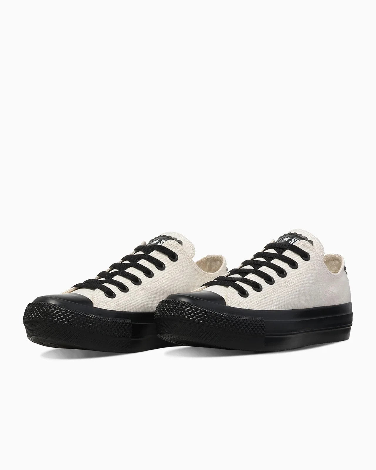 31318821 Converse Women's All Star PLTS Flowercut OX "White/Black" (Women's)