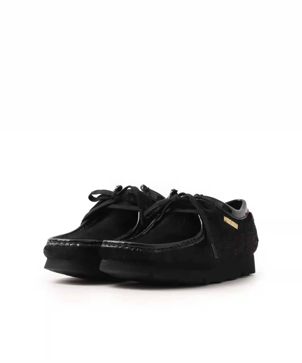 26187743 atmos BlackEyePatch Clarks Wallabee Black Hair (Men's)