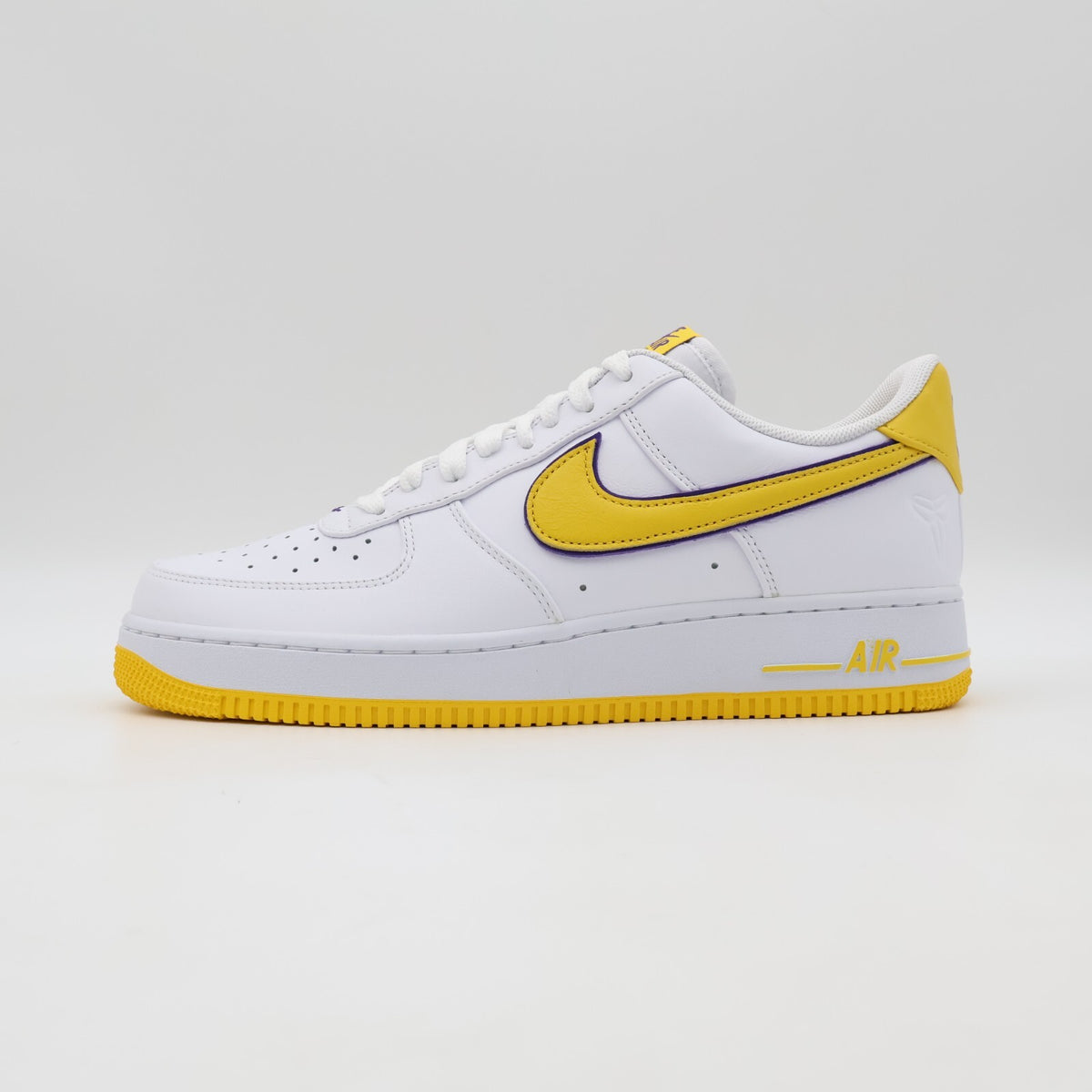 FZ1151-100 Kobe Bryant Nike Air Force 1 Low Retro QS Varsity Maize (Men's)