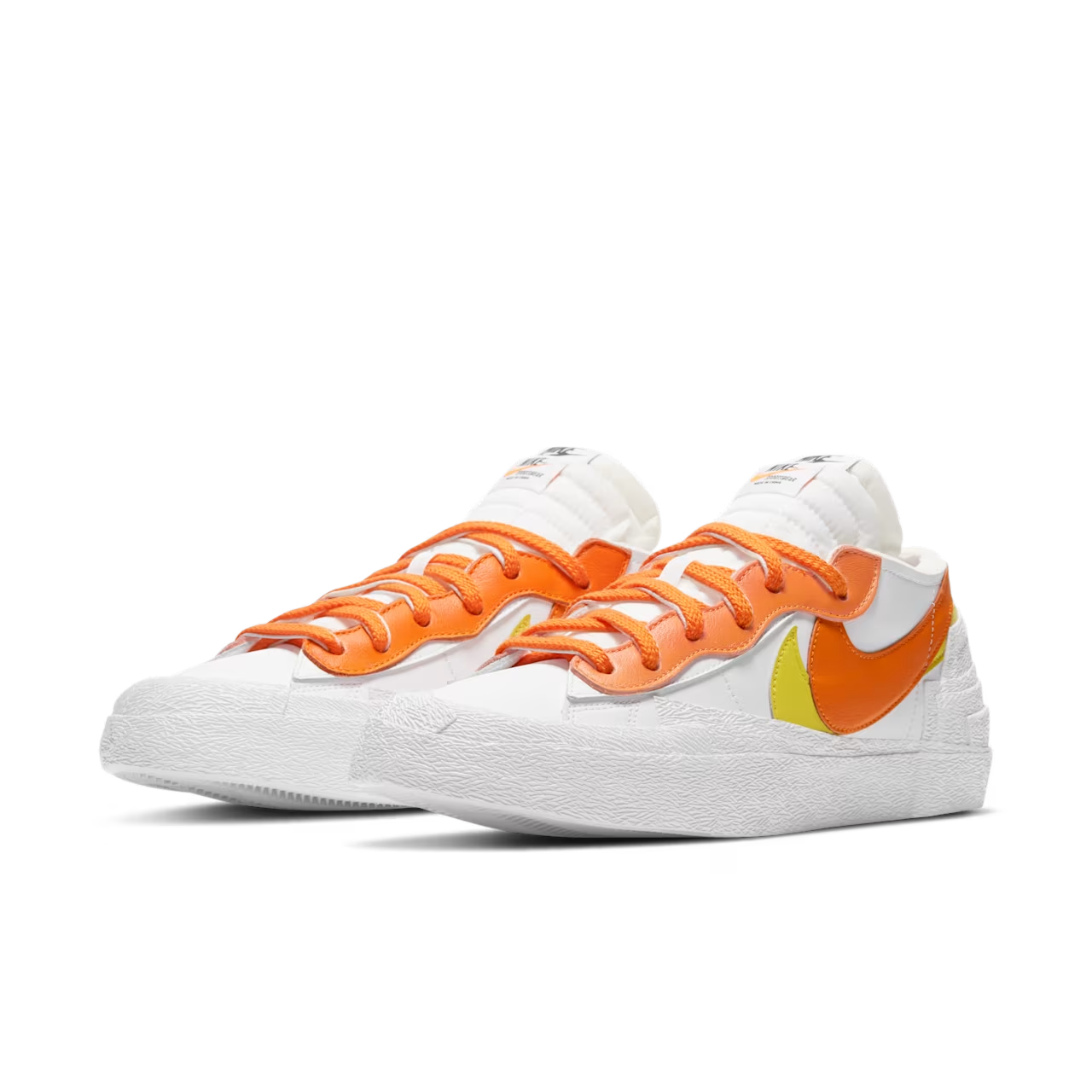 DD1877-100 SACAI Ã NIKE BLAZER LOW MAGMA ORANGE (Men's)