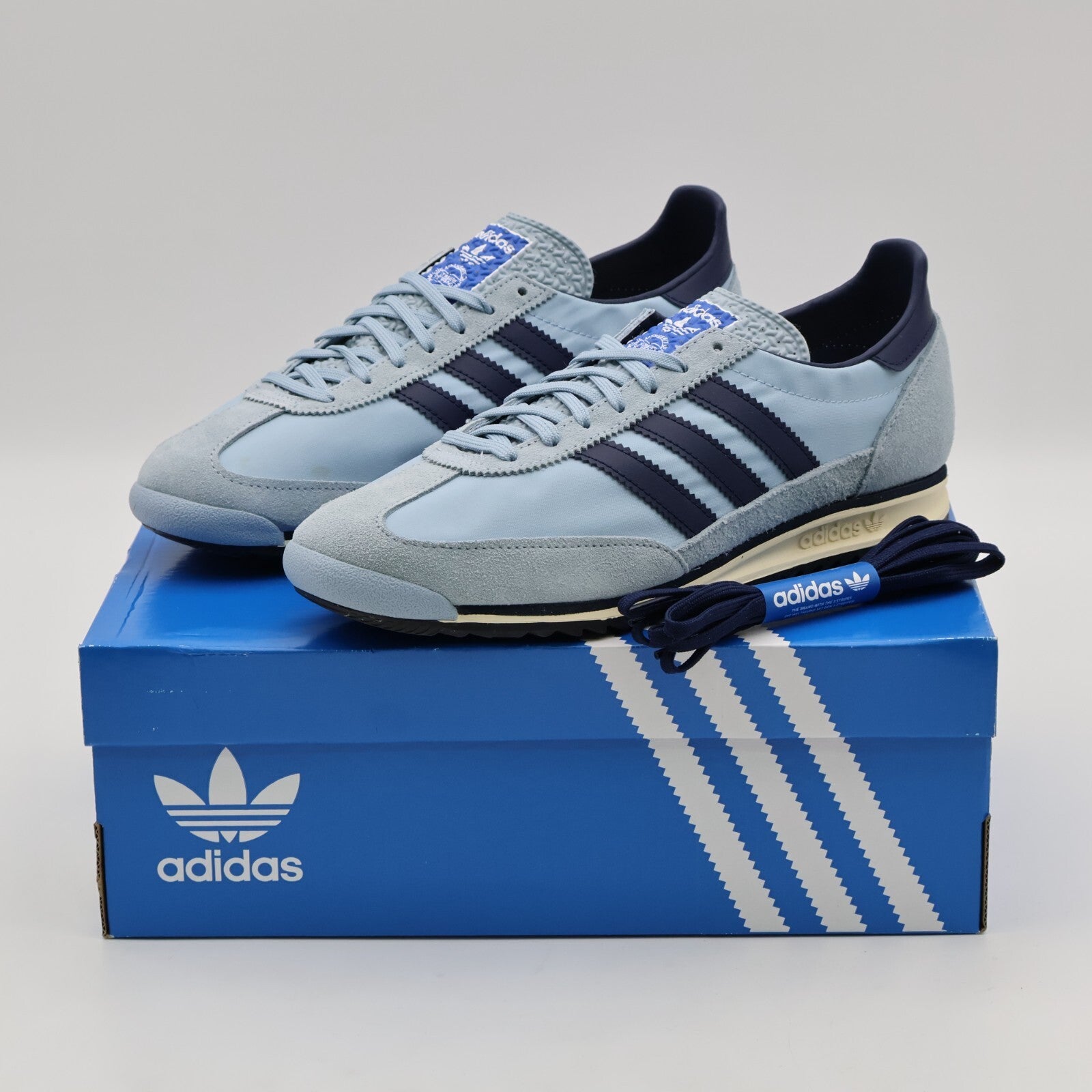 JP7663 adidas Originals SL72 OG Wonder Blue Night Indigo Cream White (Women's)