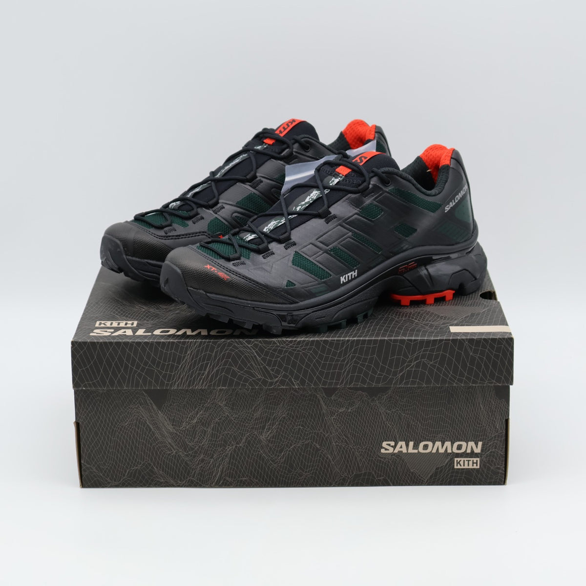 L47772300 KITH Salomon XT-4K Black Scarab Fiery Red (Men's)