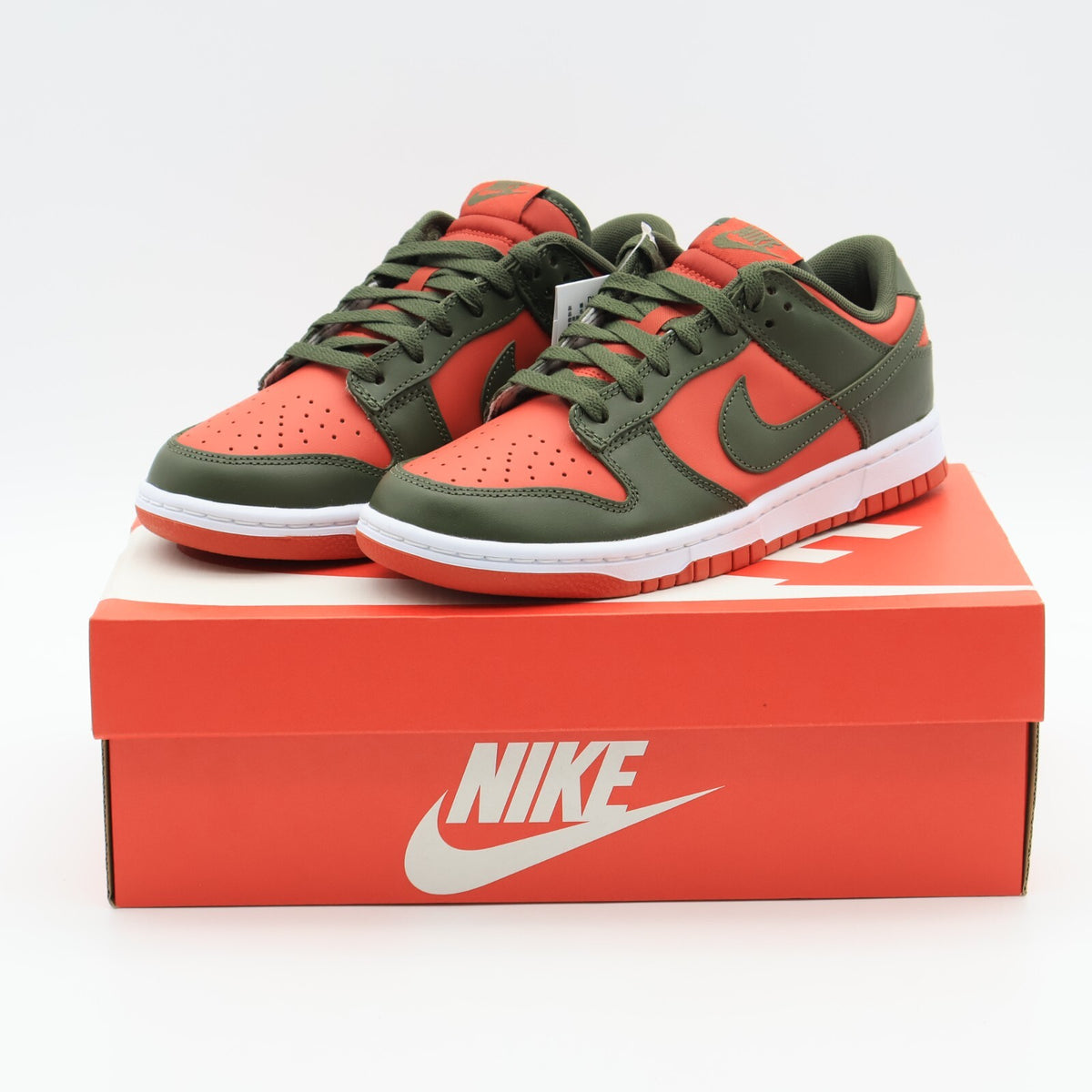 DV0833-600 Nike Dunk Low Mystic Red (Men's)