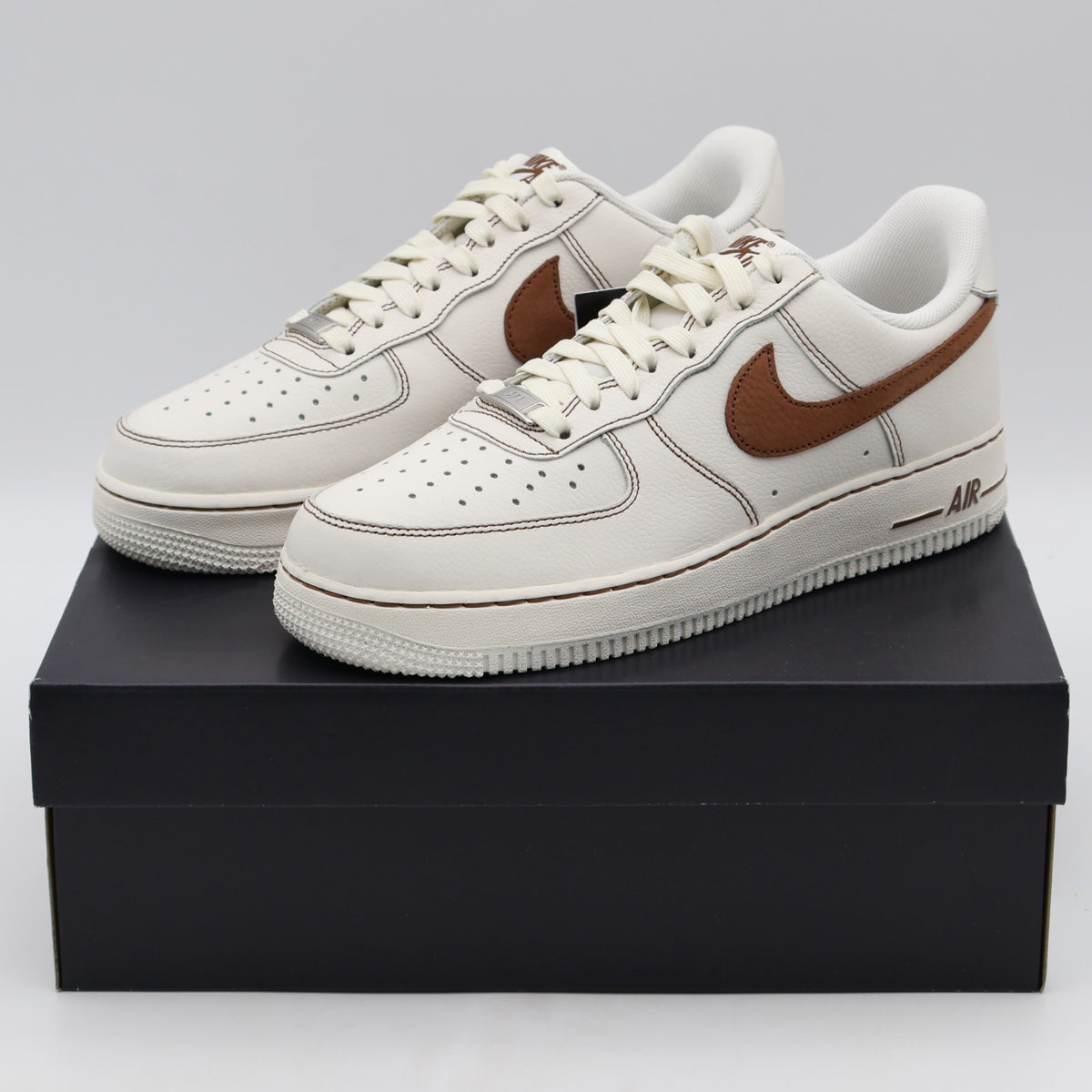 HQ2037-101 Nike Air Force 1 Low Ivory Saddle Brown (Men's)