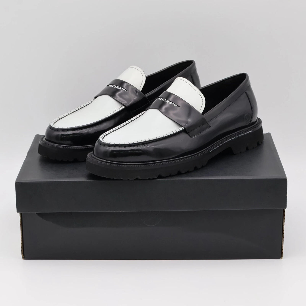 C38640 Fragment COLE HAAN American Classics Penny Loafer White Black (Men's)