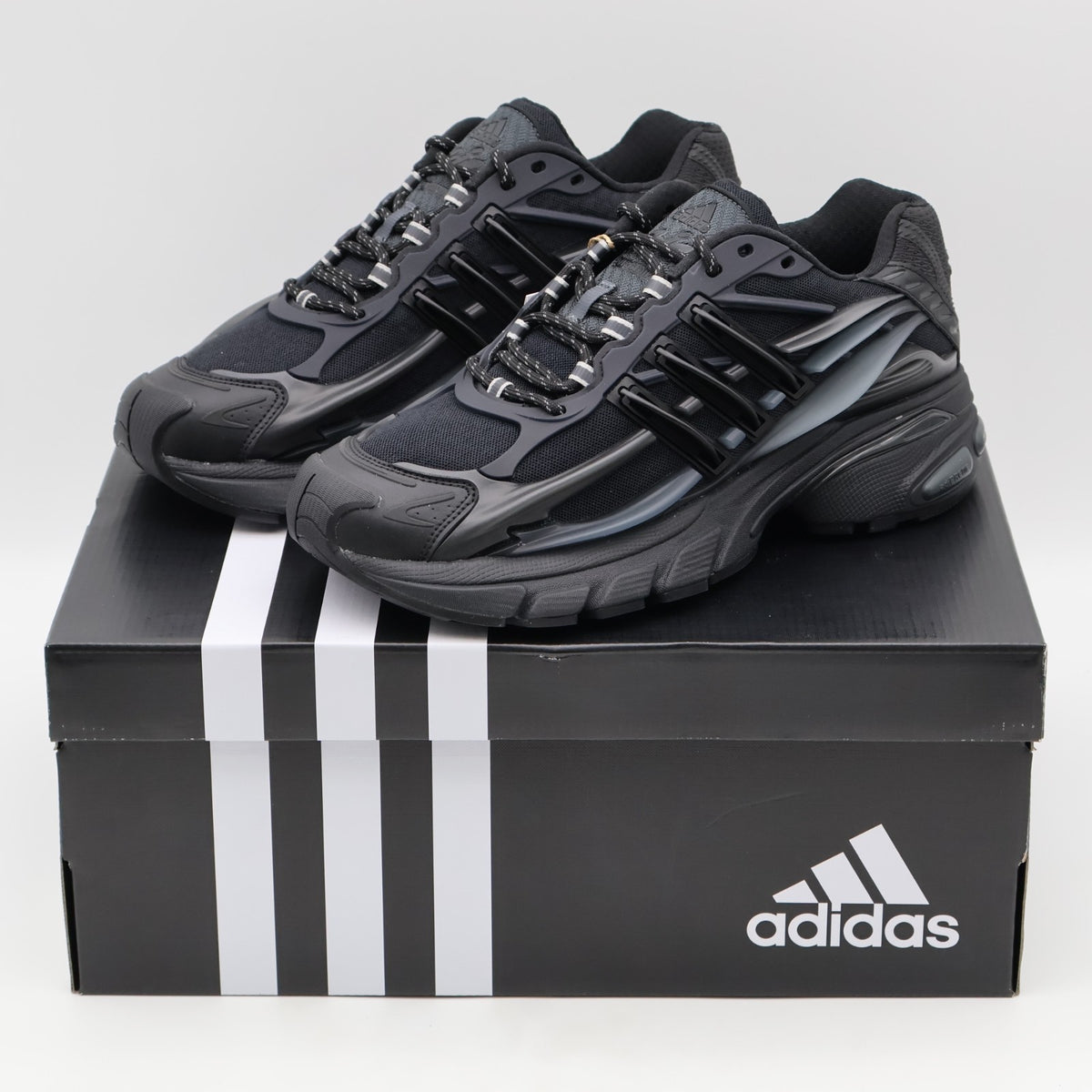 KJ3841 Pharrell Williams adidas Jellyfish Carbon Core Black (Men's)