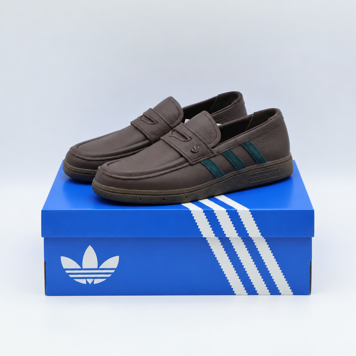 KZ6713 adidas HANDBALL SPEZIAL LOAFER (Men's)