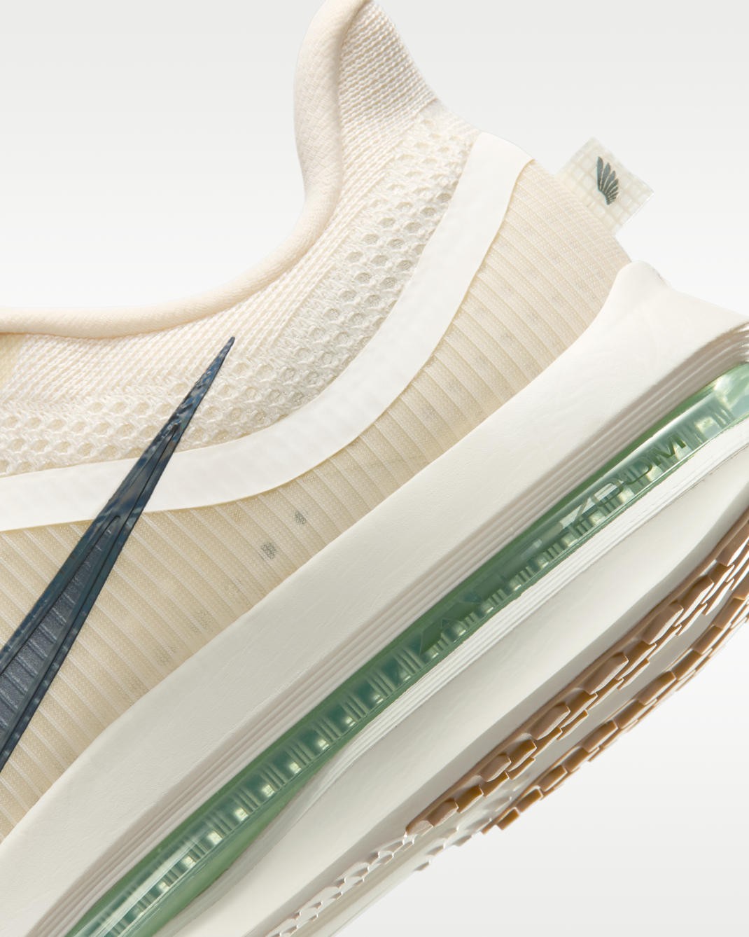 HQ2592-106 Nike Pegasus Premium Pearl IvoryBlack (Men's)