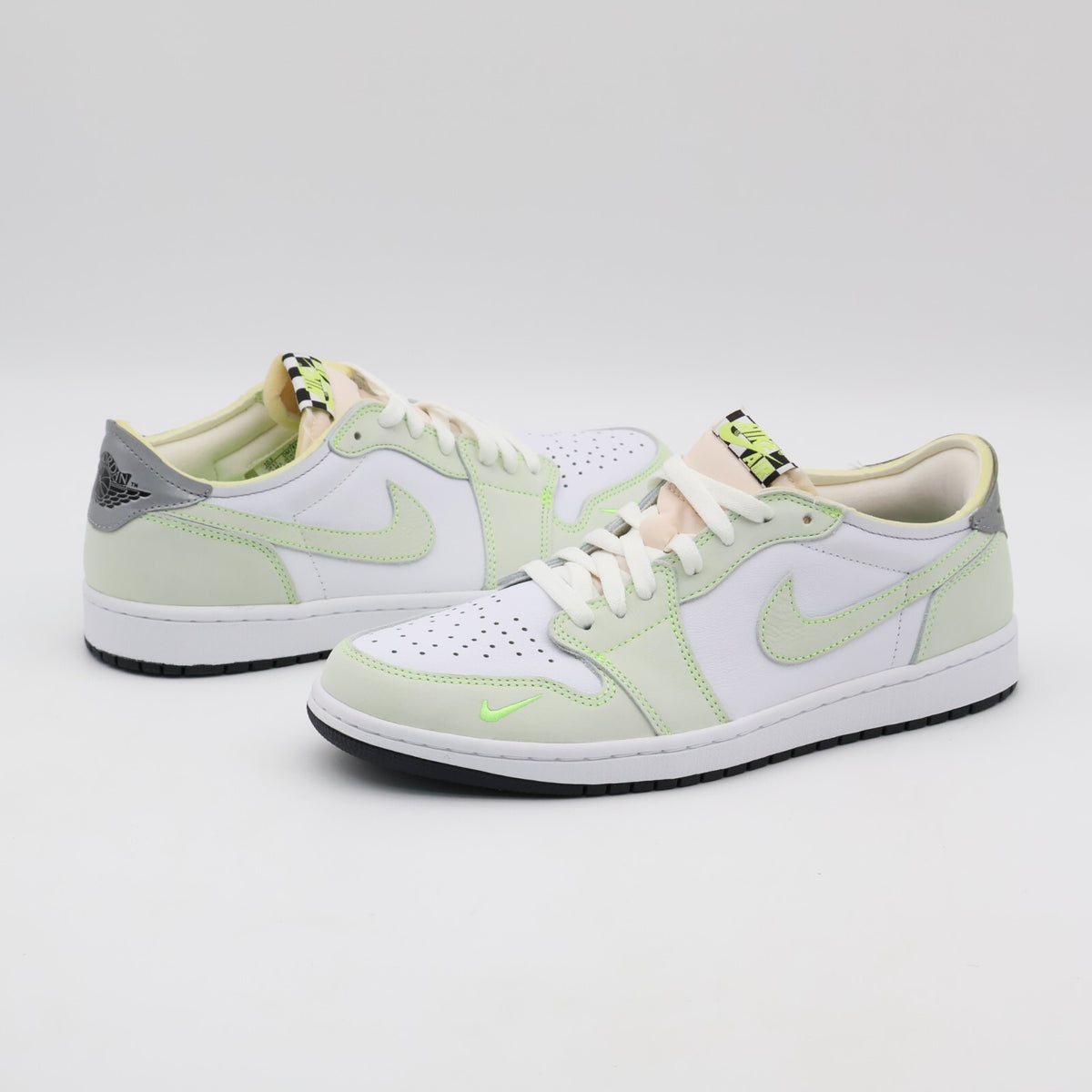 DM7837-103 Nike Air Jordan 1 Retro Low White Ghost Green Black Grey  (Men's)