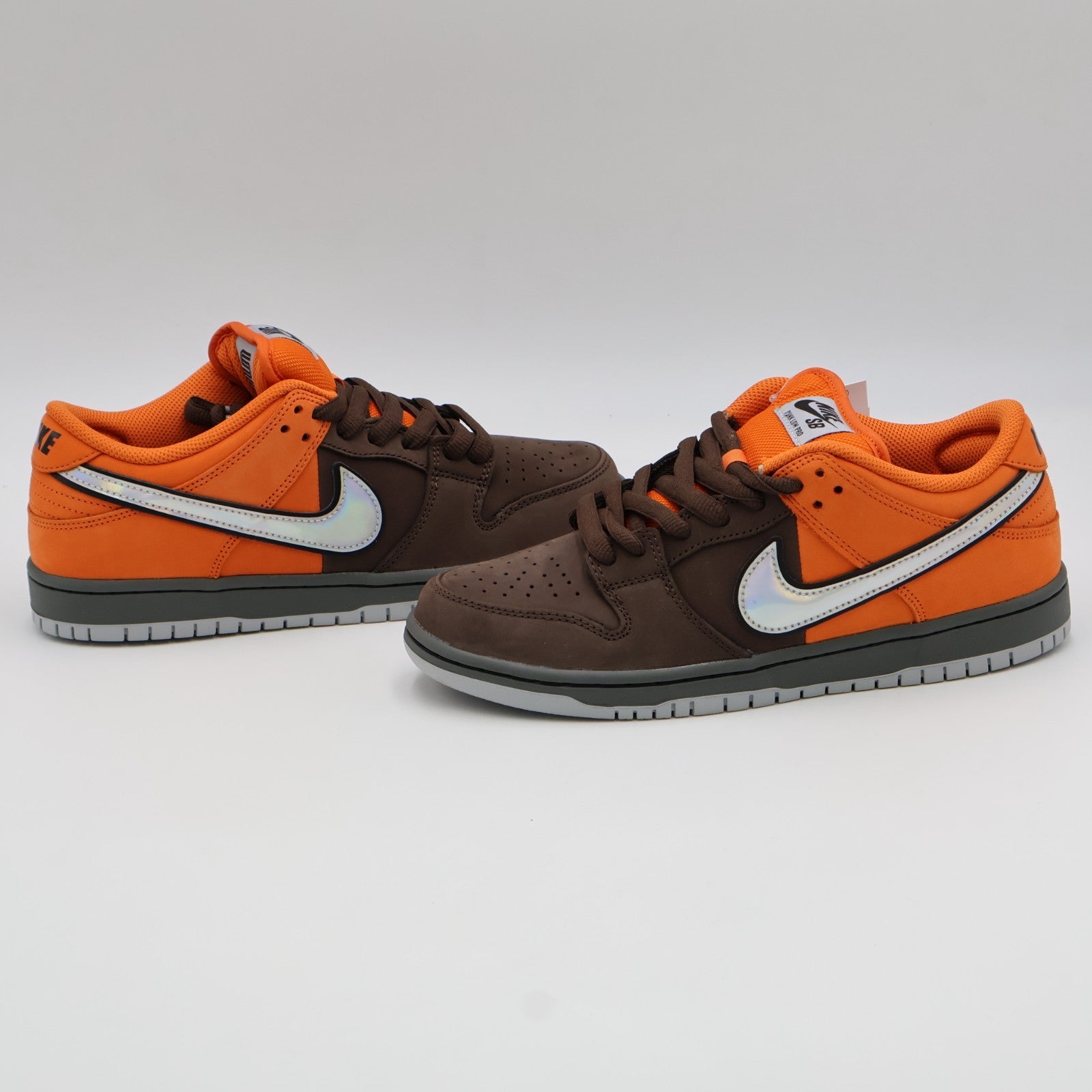 IR1888-800 Nike SB Dunk Low Pro Premium Muni April (Men's)