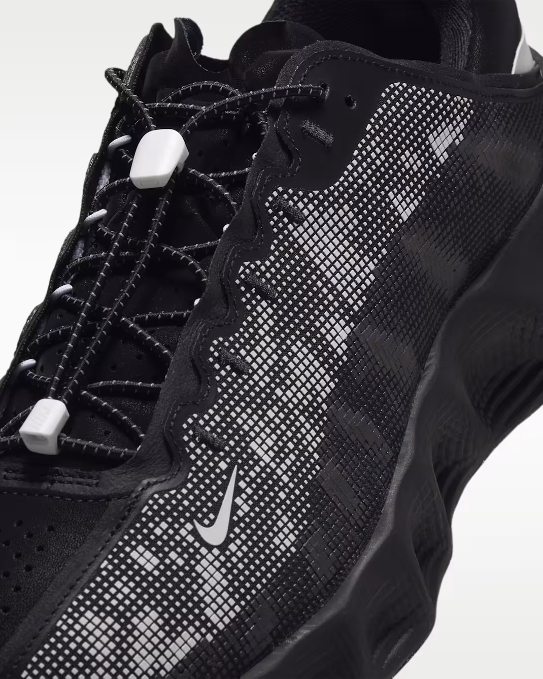 IQ0214-001 Nike AVA ROVER WNTR (Men's)