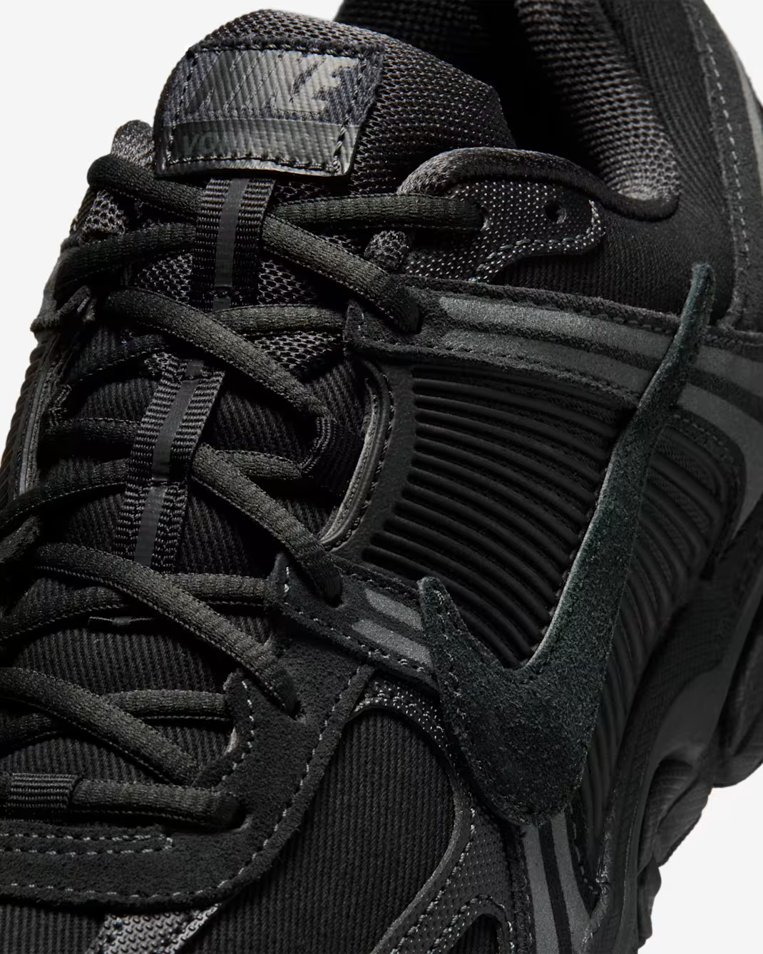 IH8039-002 Nike Zoom Vomero 5 Dark Smoke Gray Anthracite (Men's)