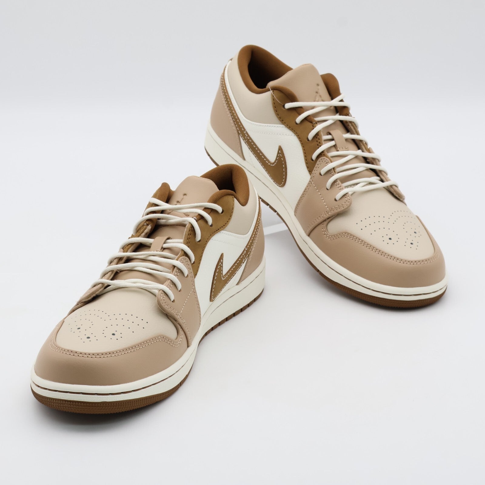 HF5753-221 Nike Air Jordan 1 Low SE Hemp White (Men's)