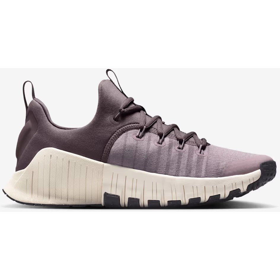 FJ7126-200 Nike Free Metcon 6 Light Violet Ore Violet Ore Chalk Tattoo (Women's)