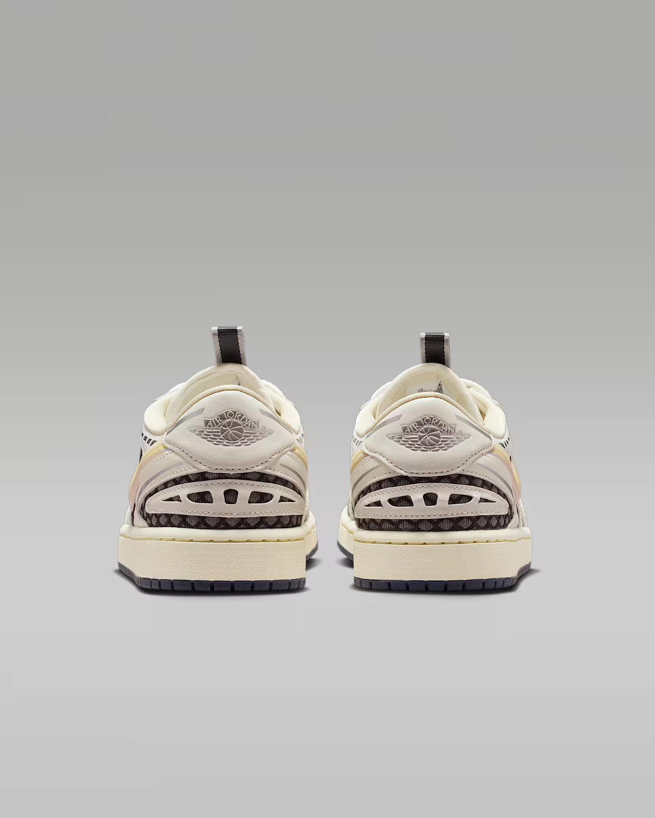 HQ2186-100 Air Jordan 1 Low Method of Make Sail Coconut Milk Anthraci (Women's)