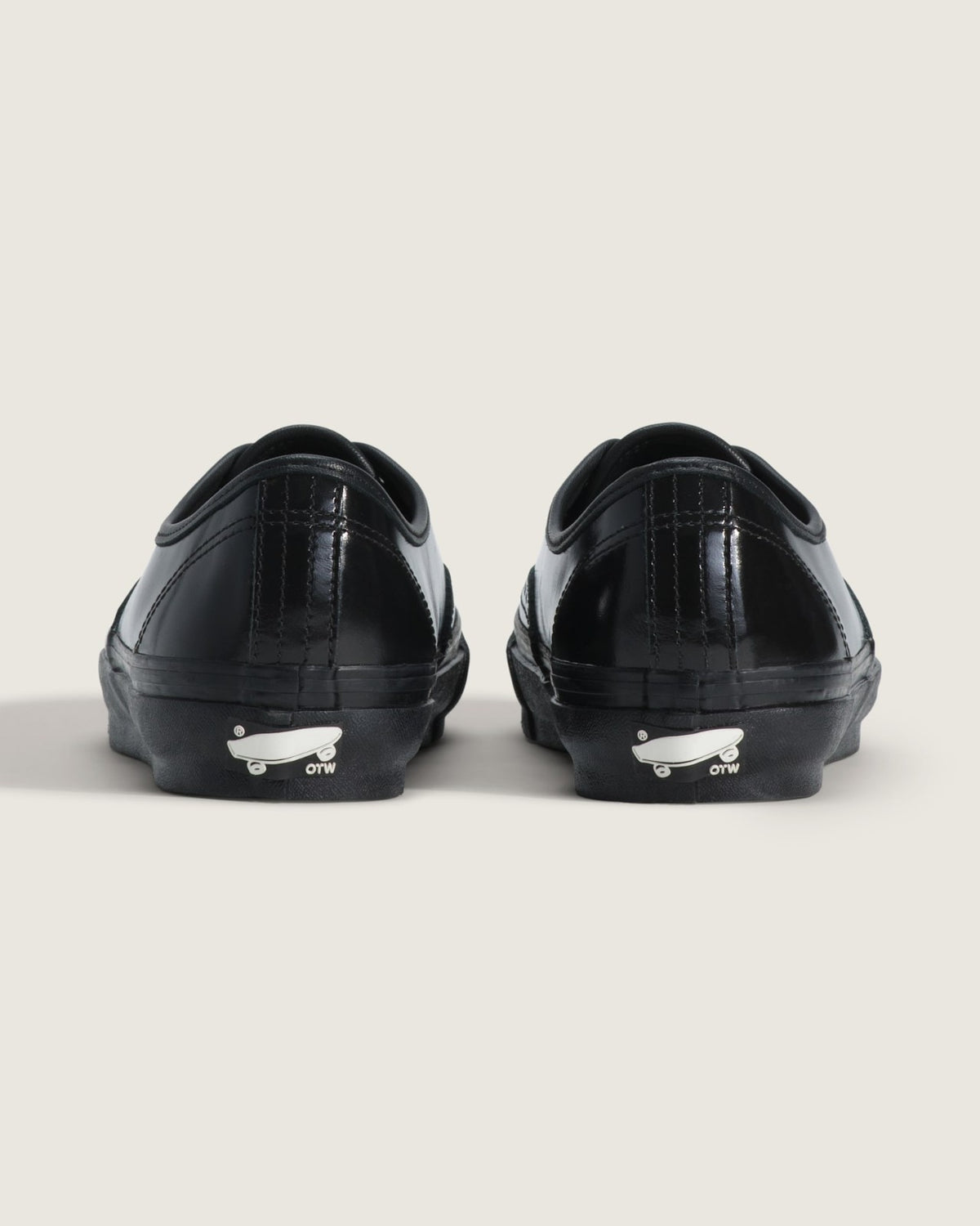 VN000V33BKA Vans OTW AUTHENTIC 44 SIPED VIBRAM GLOSS LEATHER BROGUE BLACK(Men's)