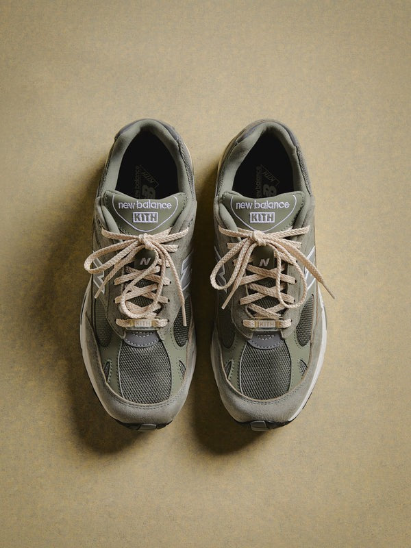 U991TK2 KITH 101 New Balance 991V2 Moonrock (Men's)